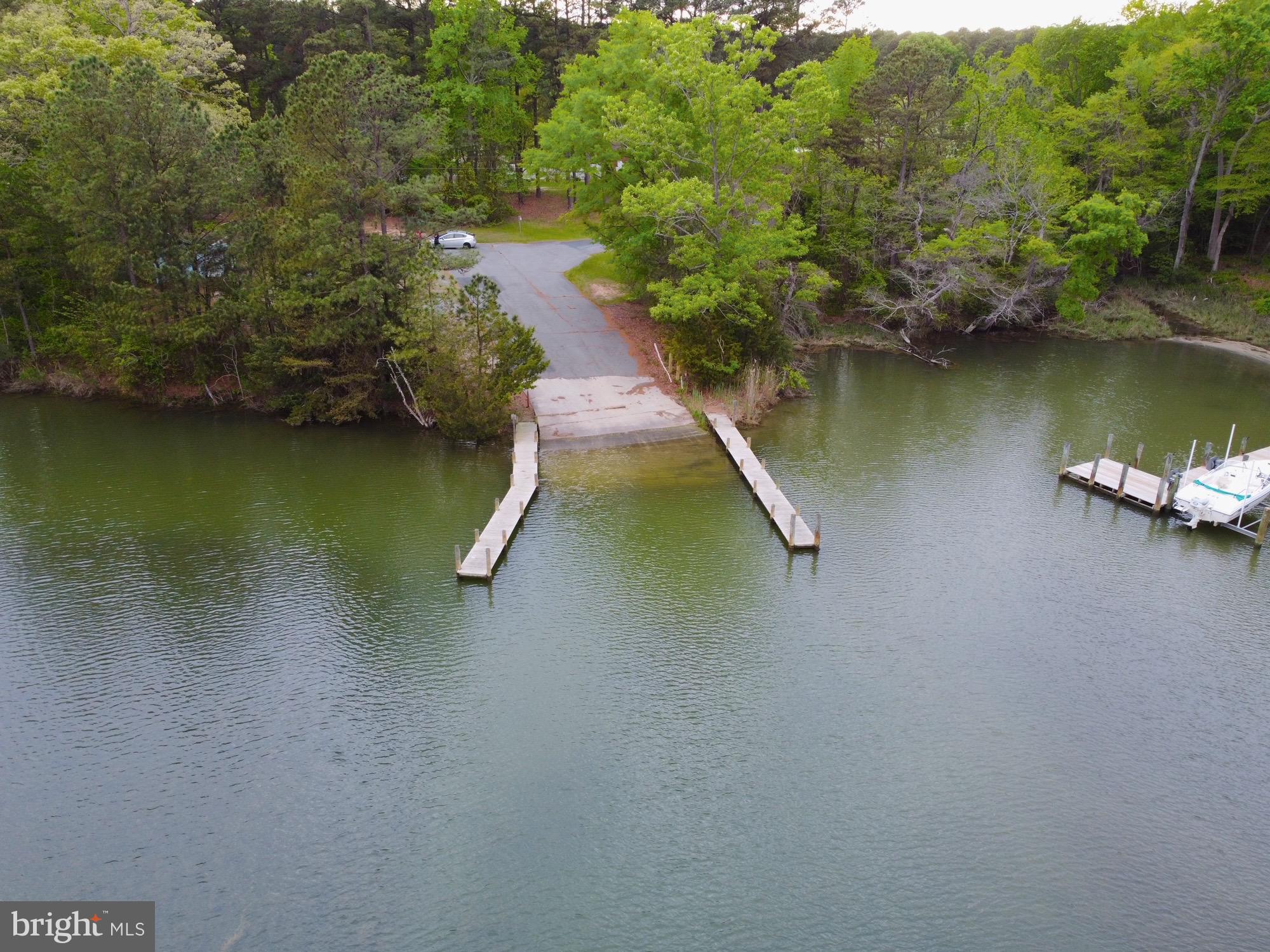 GLEBE HARBOR - Residential