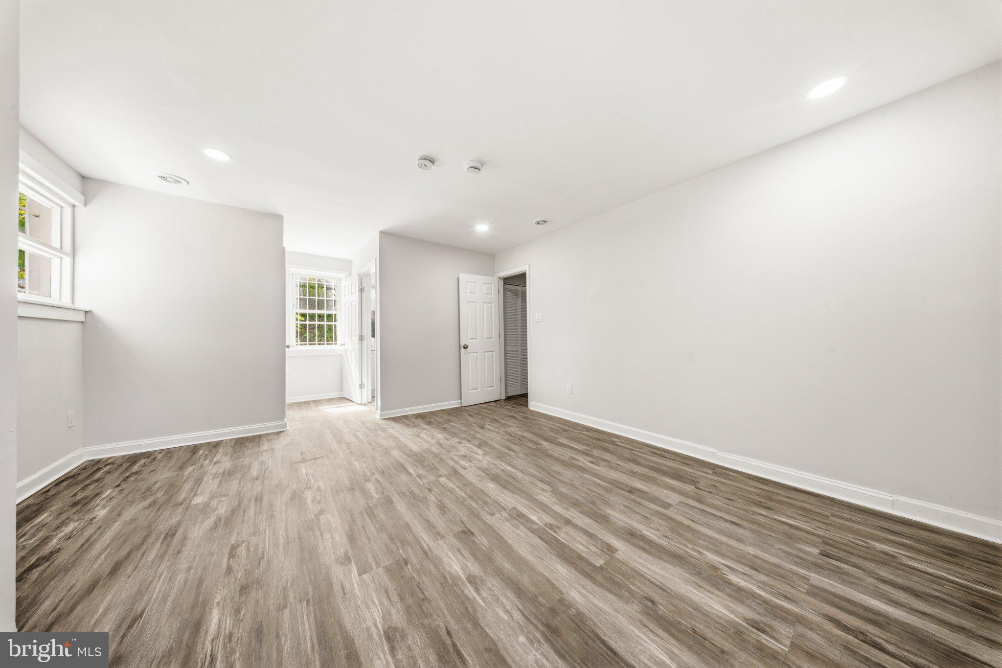 WATERFORD - Residential