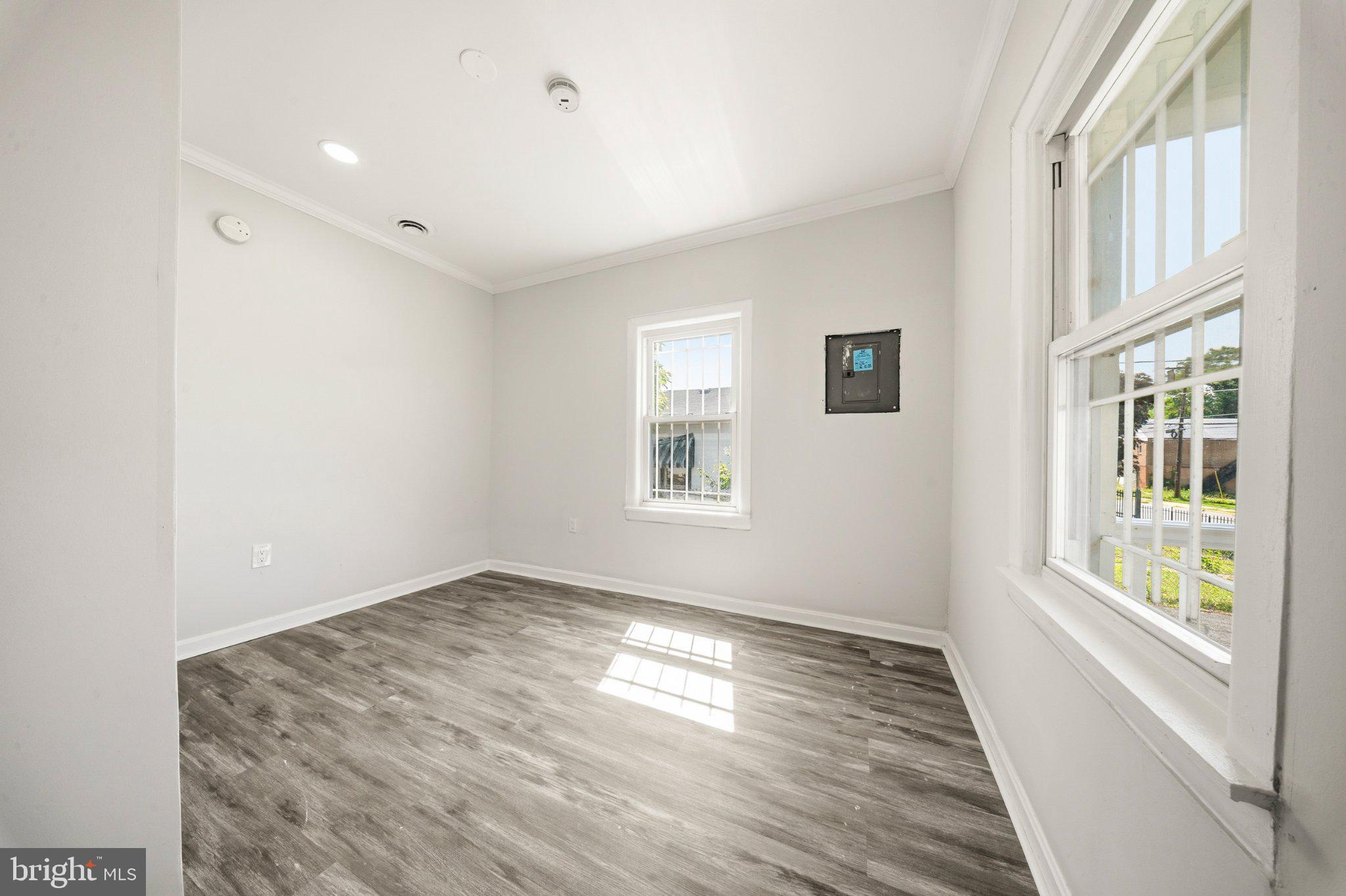 WATERFORD - Residential