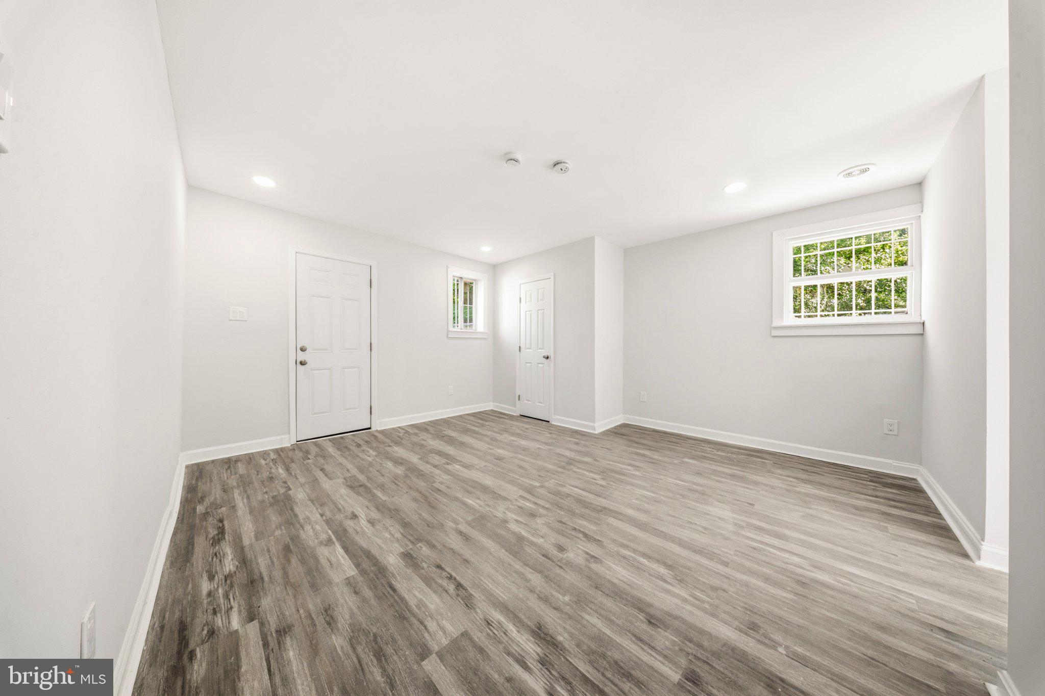 WATERFORD - Residential