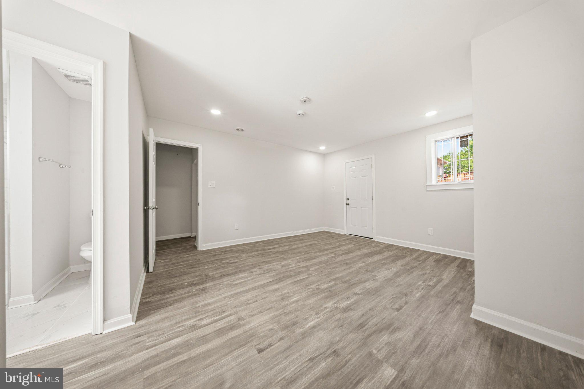 WATERFORD - Residential