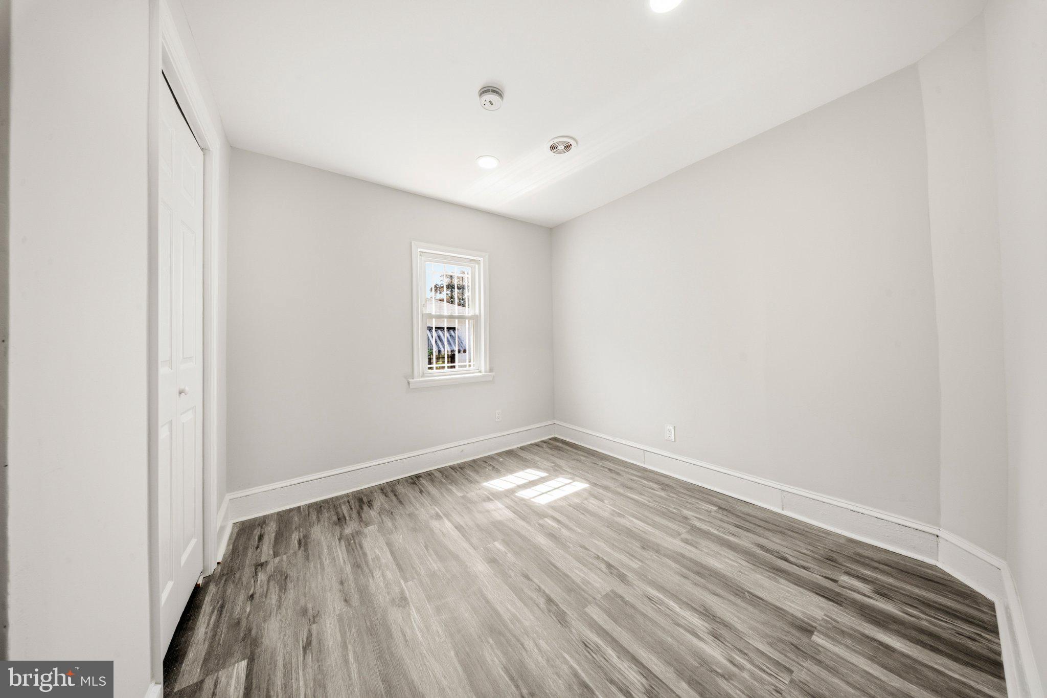 WATERFORD - Residential