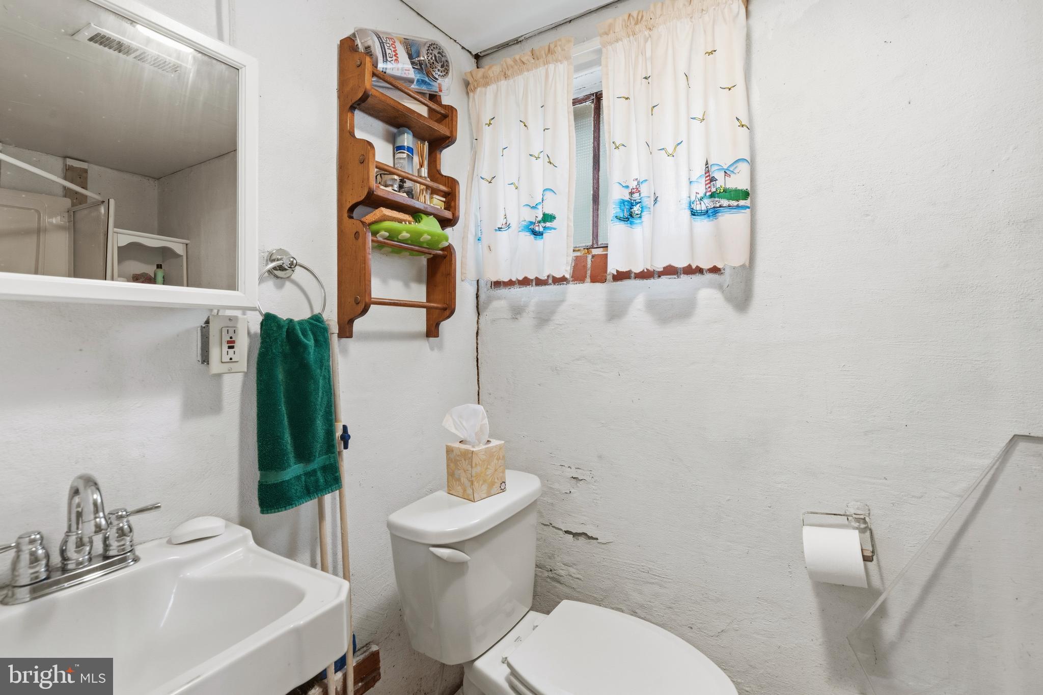 LAUREL ACRES - Residential