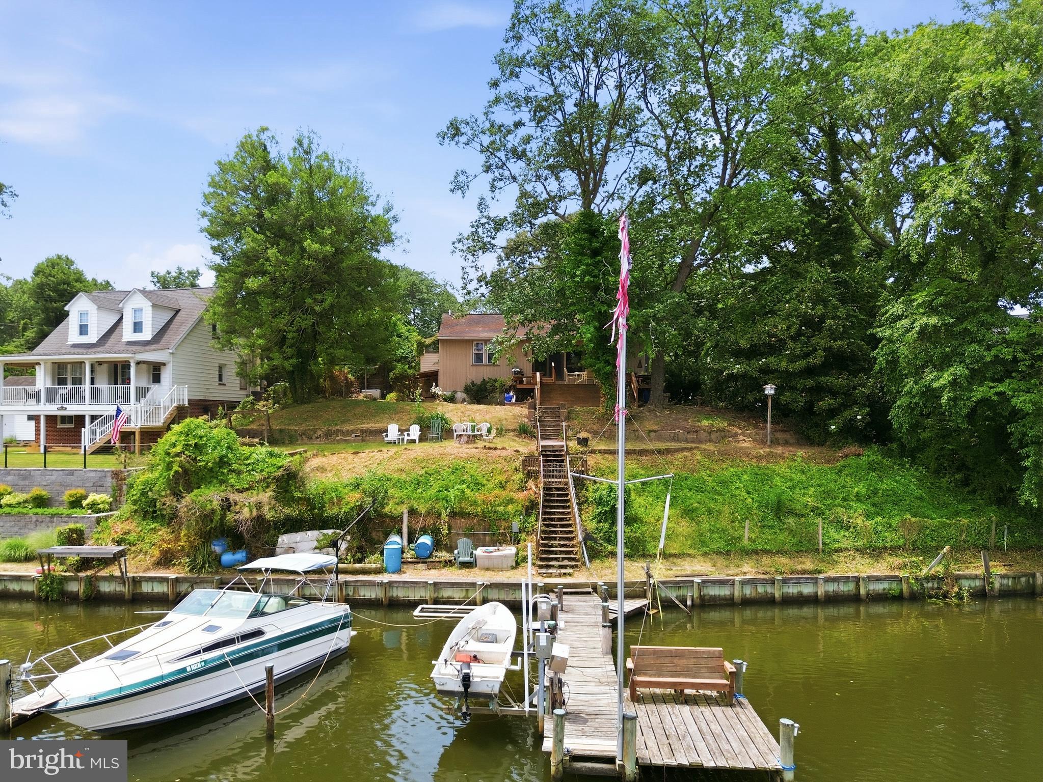 LAUREL ACRES - Residential
