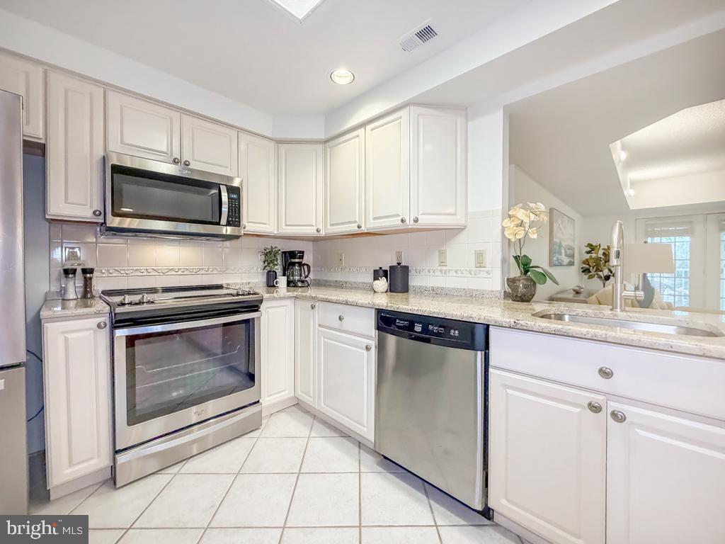 CENTENNIAL STATION - Residential