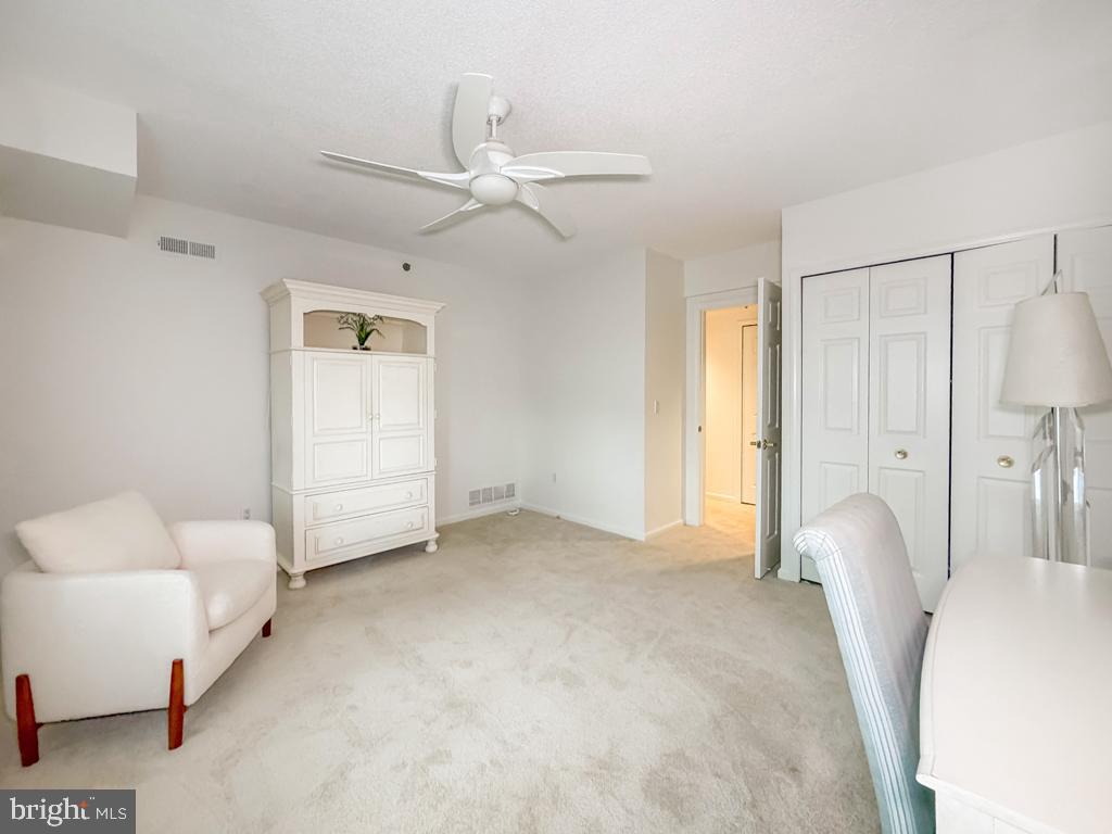 CENTENNIAL STATION - Residential