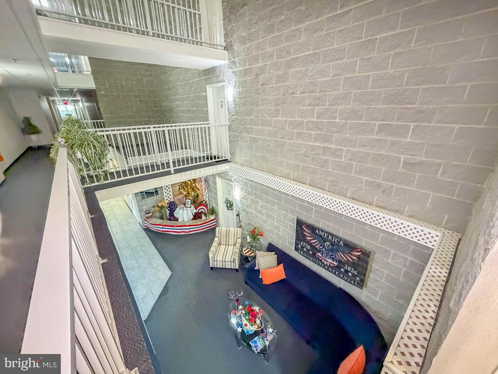 CENTENNIAL STATION - Residential