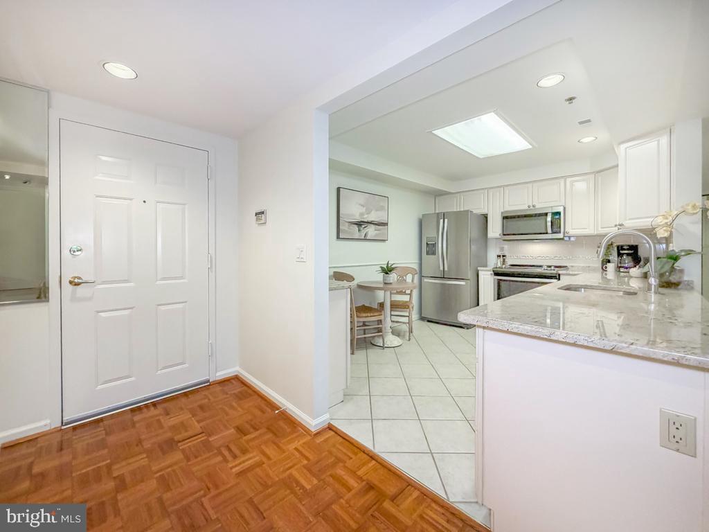 CENTENNIAL STATION - Residential