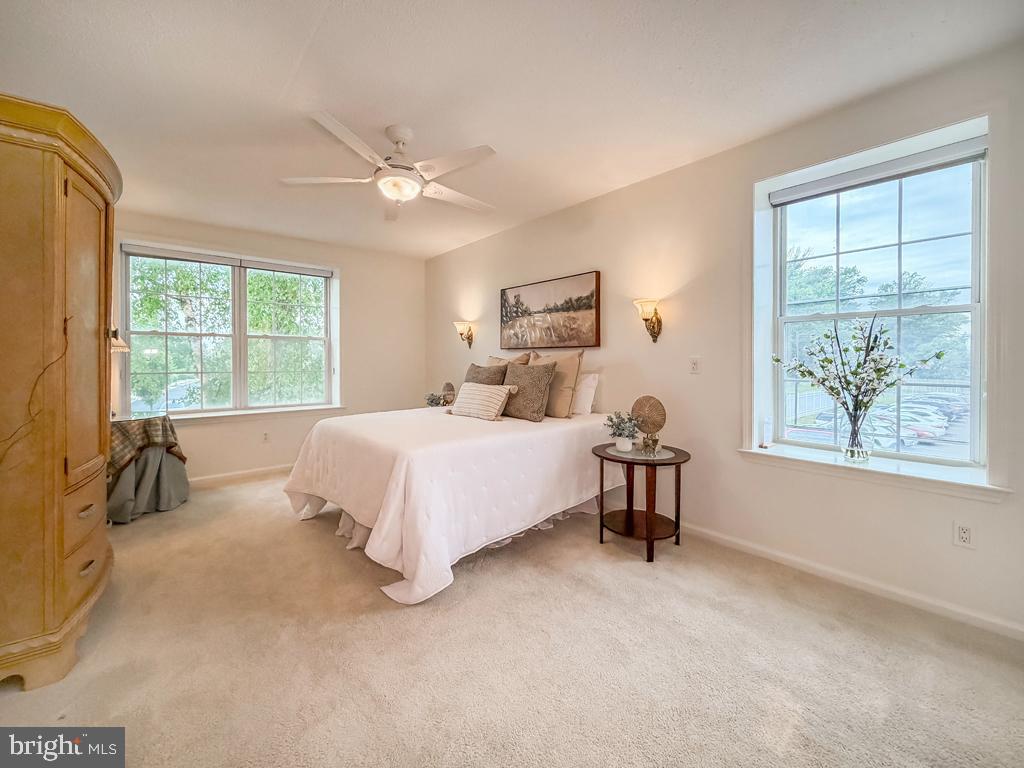 CENTENNIAL STATION - Residential