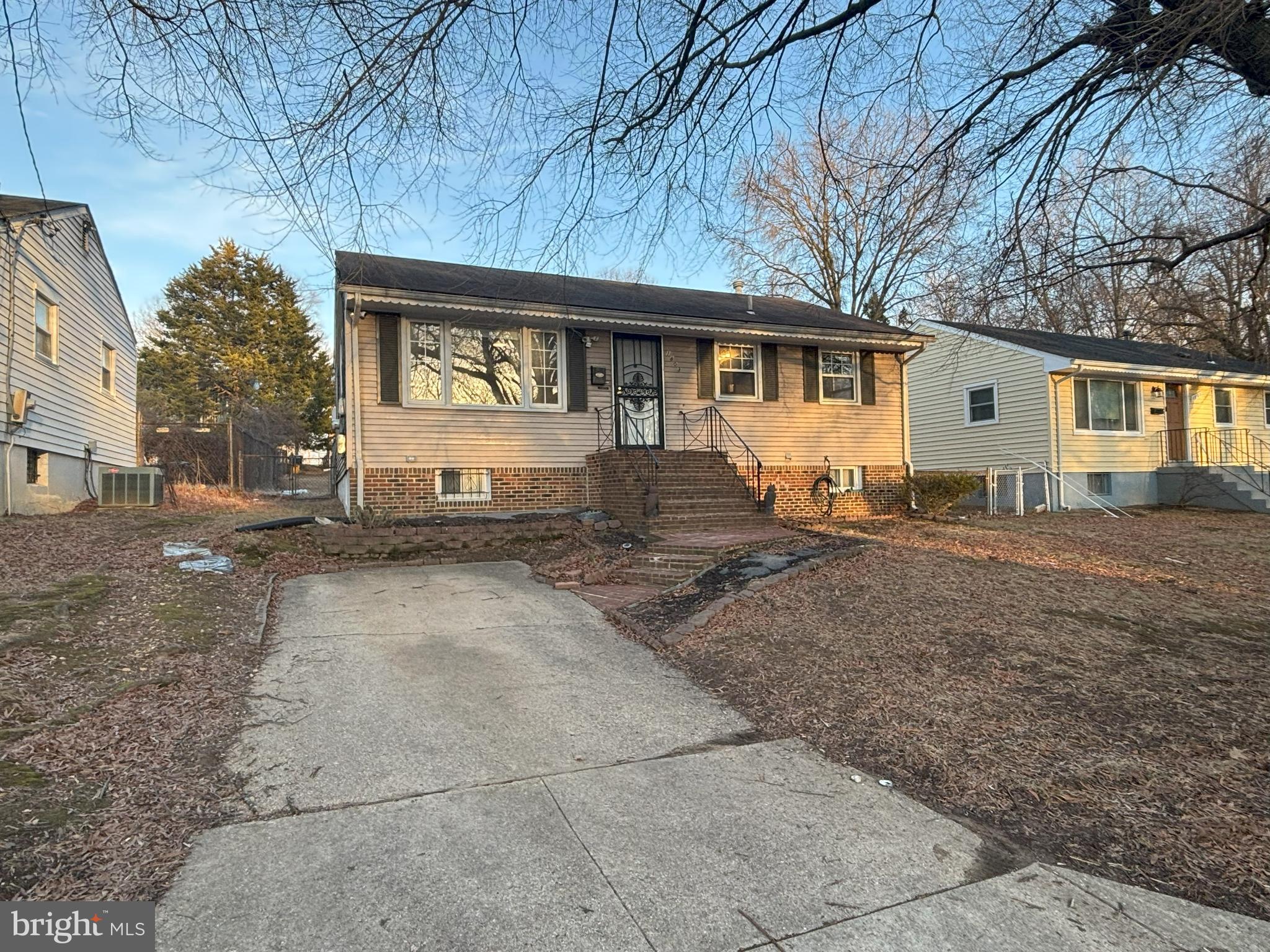 COLUMBIA PARK - Residential