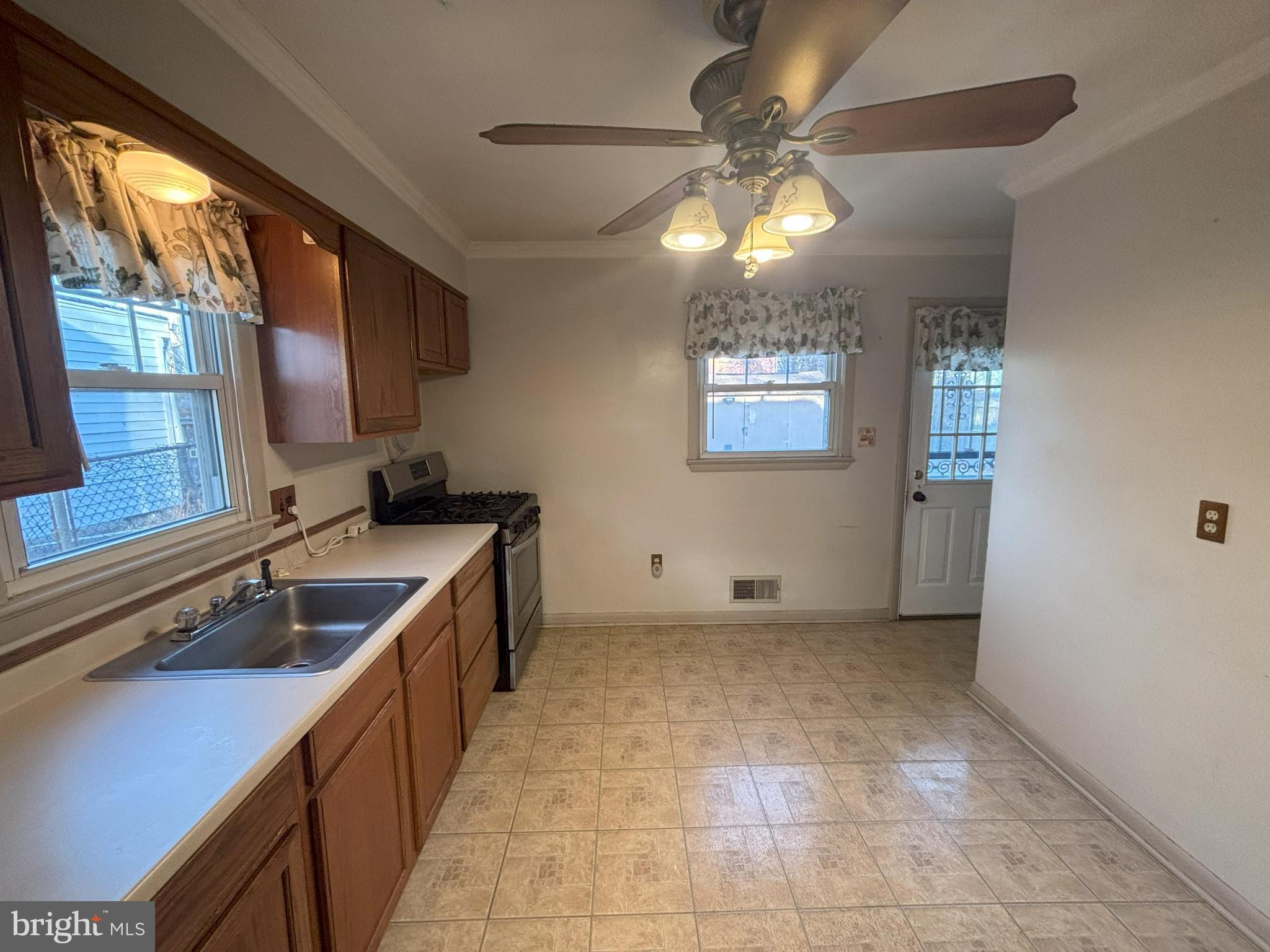 COLUMBIA PARK - Residential