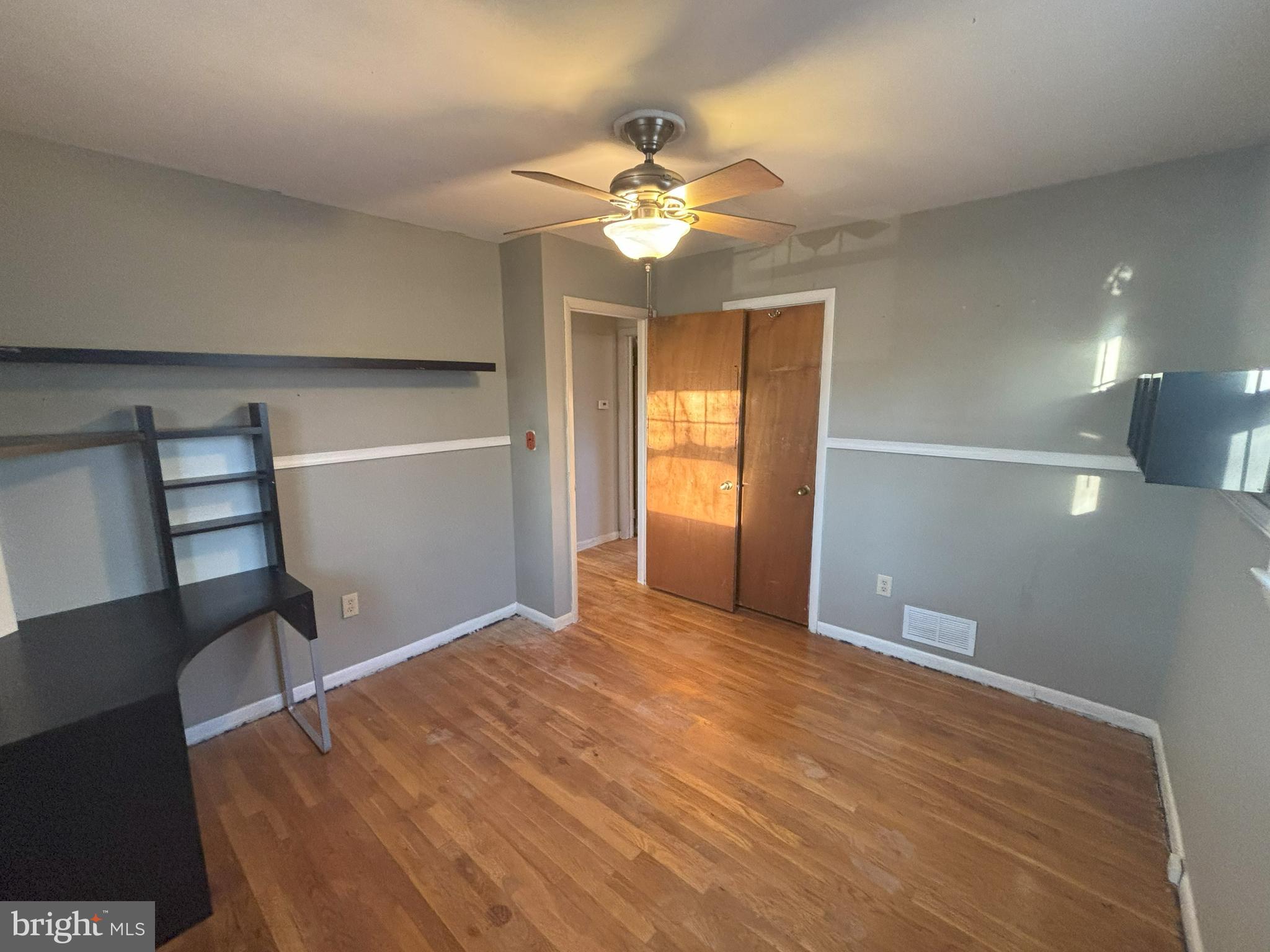 COLUMBIA PARK - Residential