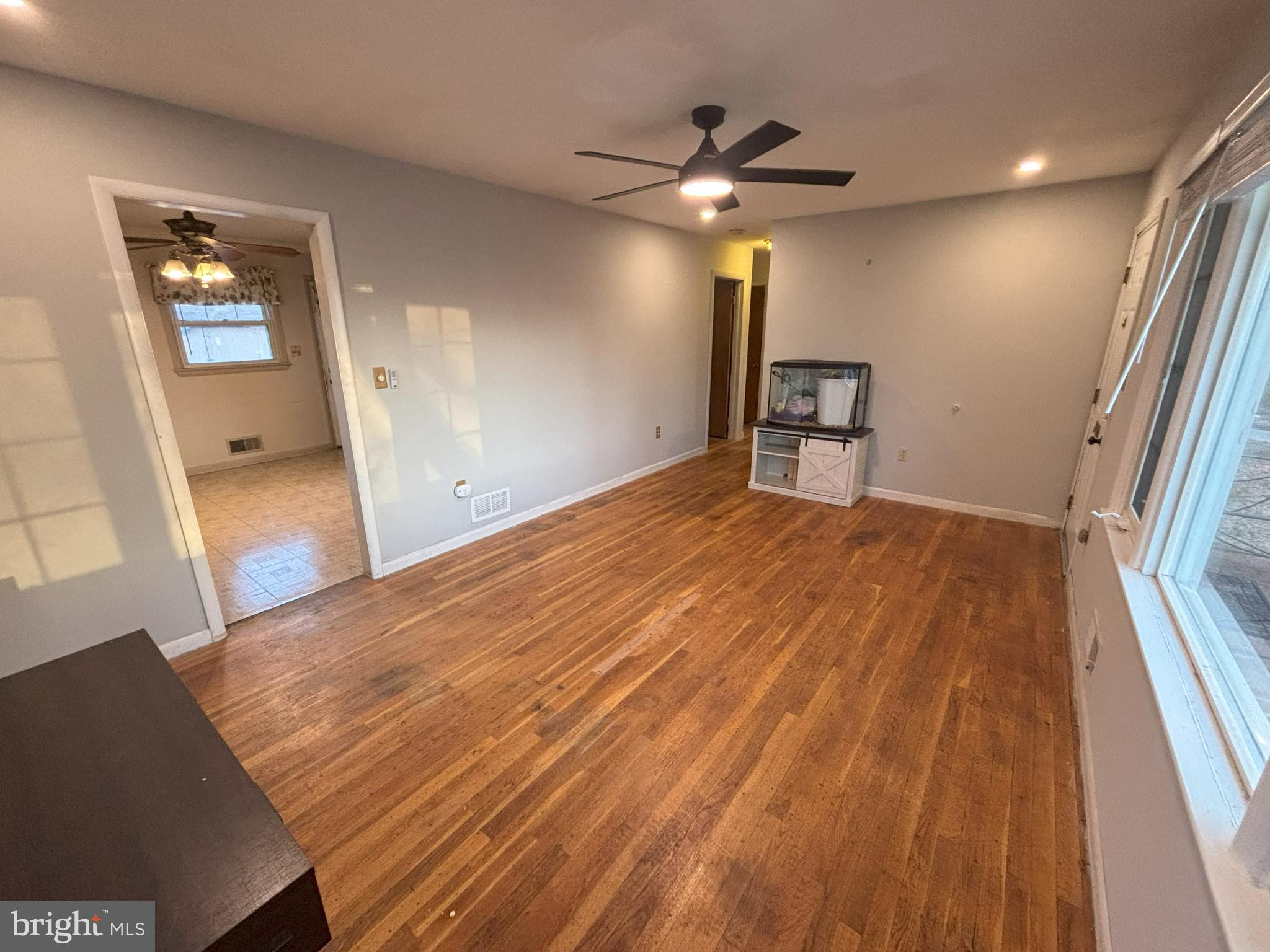 COLUMBIA PARK - Residential