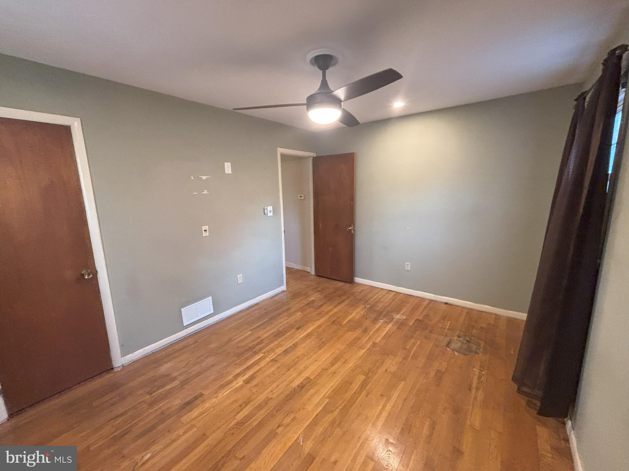COLUMBIA PARK - Residential