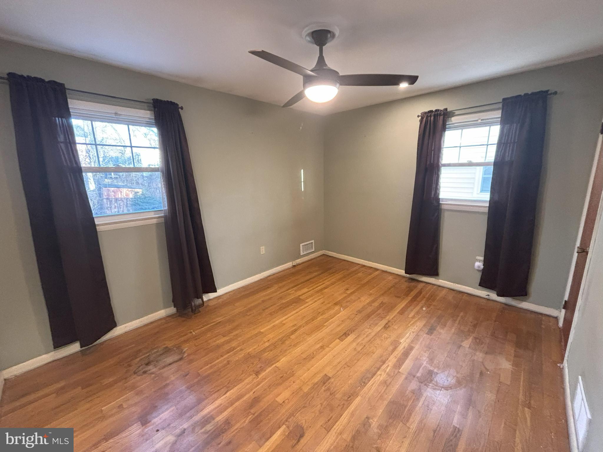 COLUMBIA PARK - Residential