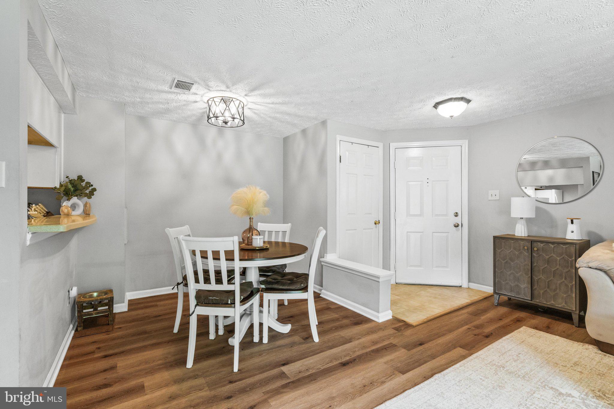 FREDERICKTOWNE VILLAGE - Residential