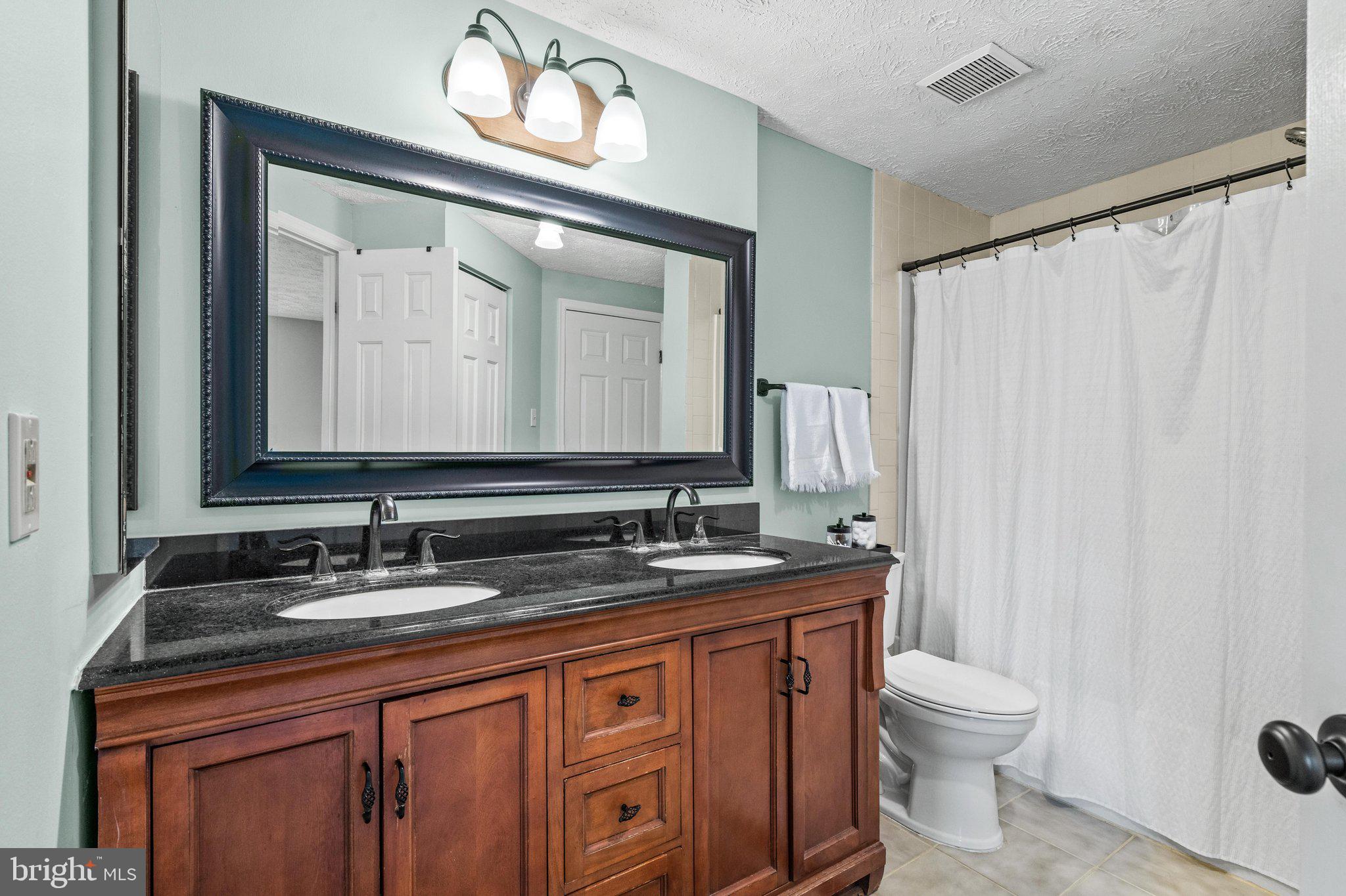 FREDERICKTOWNE VILLAGE - Residential