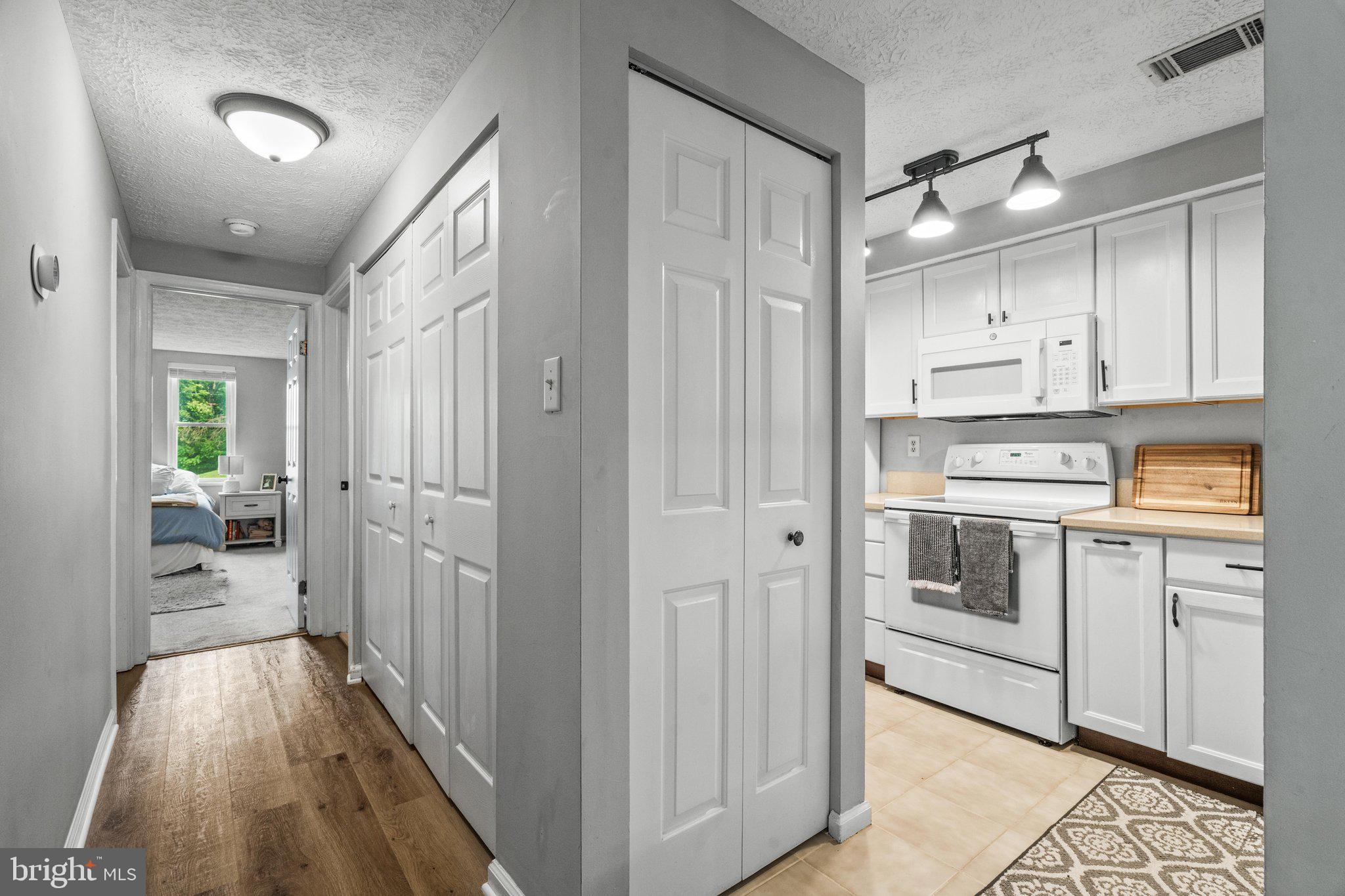 FREDERICKTOWNE VILLAGE - Residential