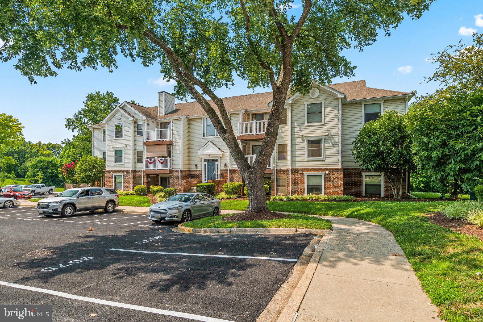FREDERICKTOWNE VILLAGE - Residential