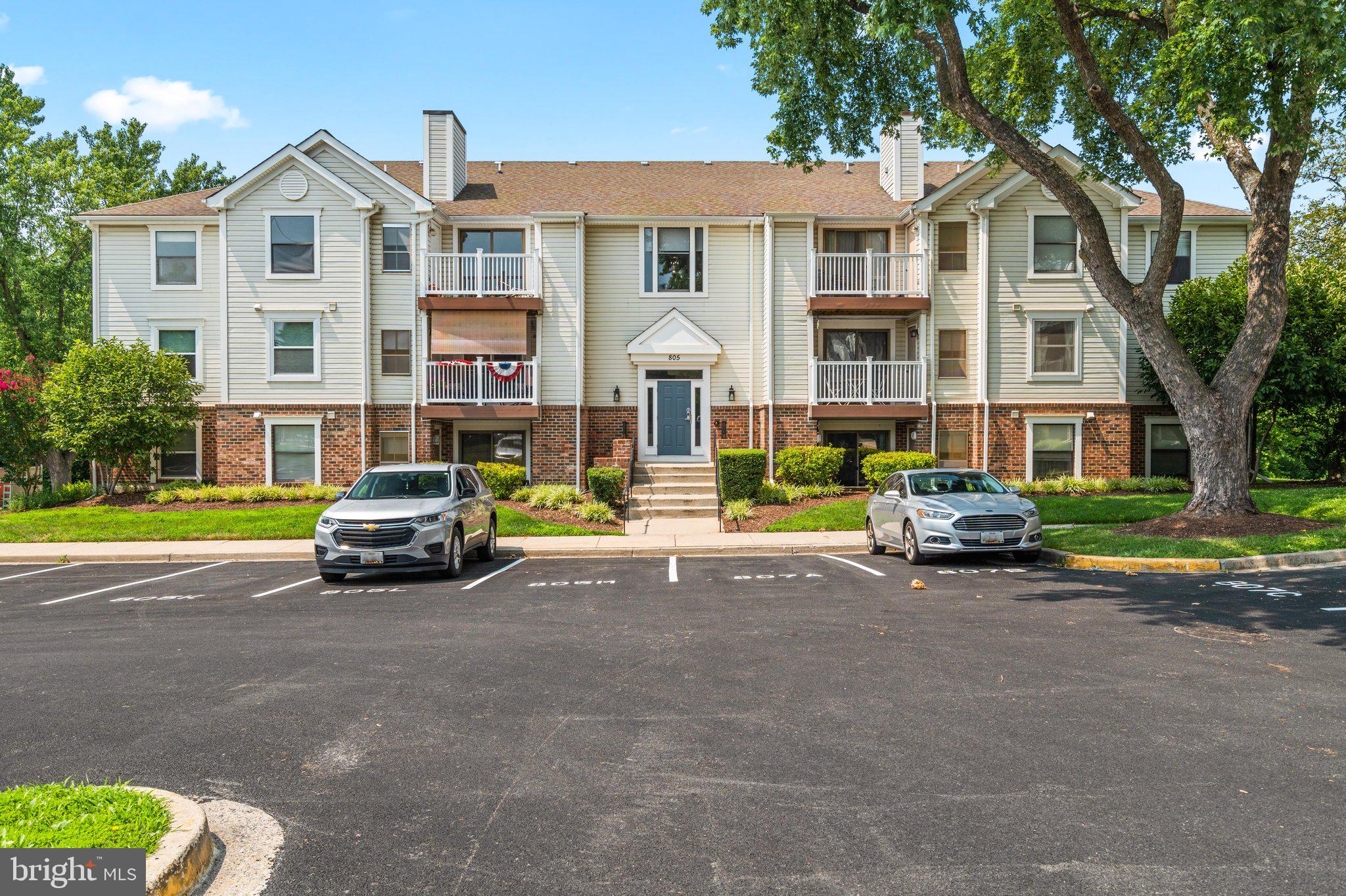 FREDERICKTOWNE VILLAGE - Residential