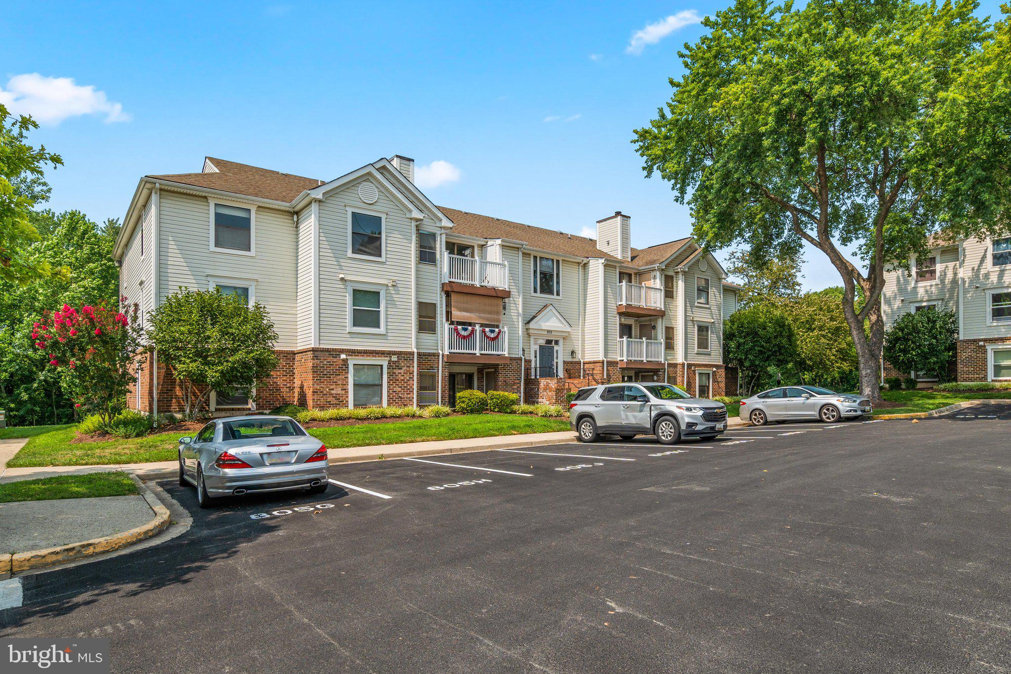 FREDERICKTOWNE VILLAGE - Residential