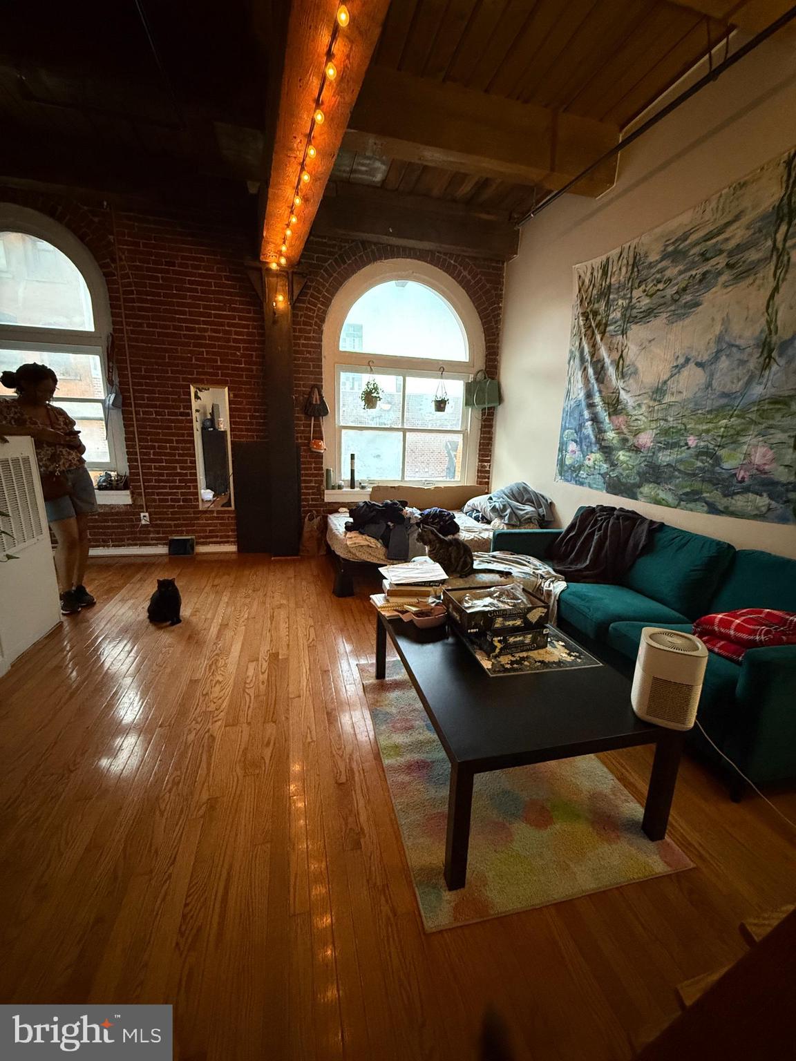 CHINATOWN - Residential Lease