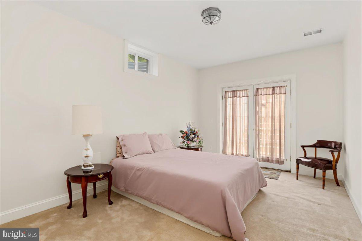 LAUREL OVERLOOK - Residential