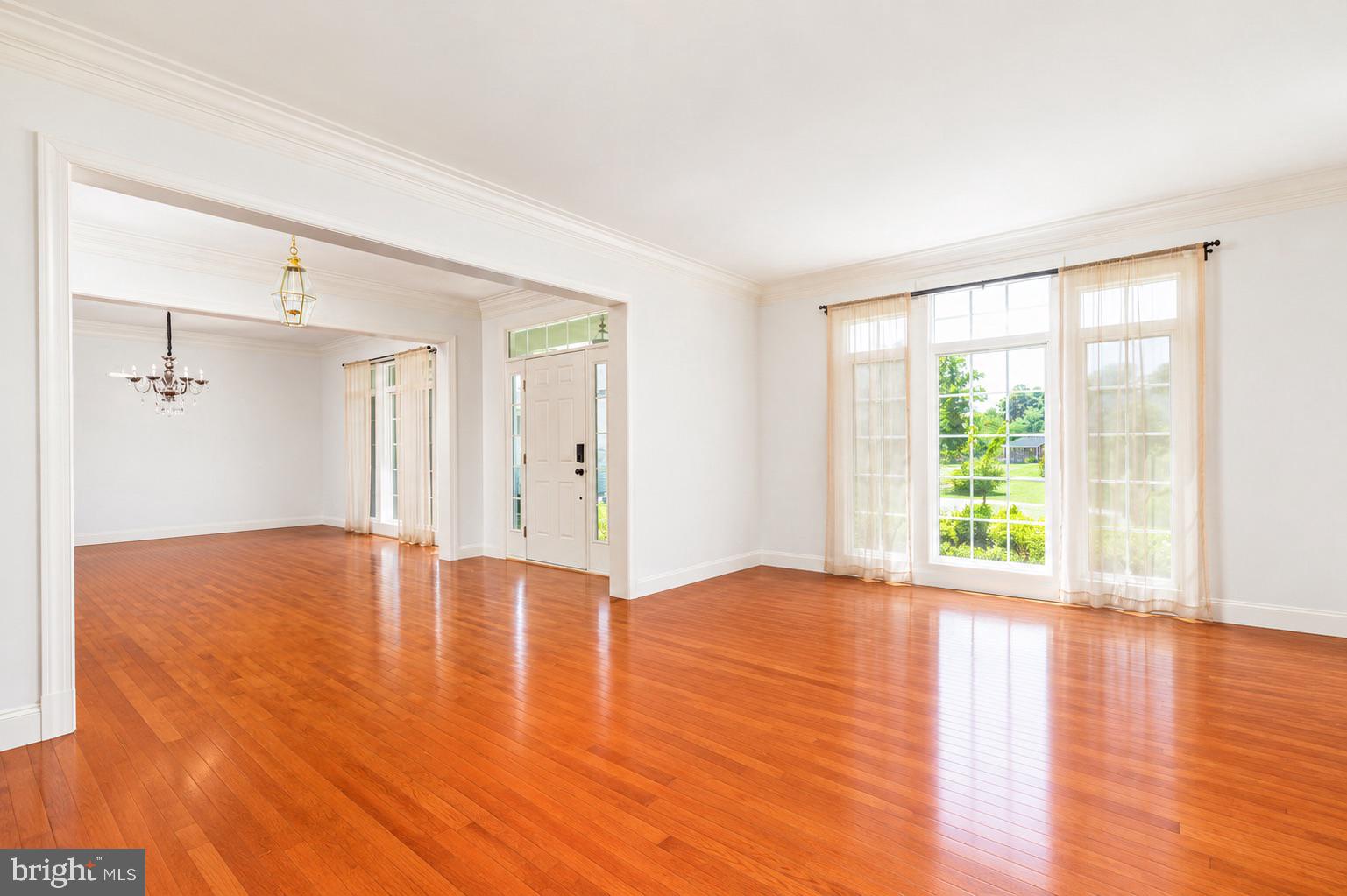 LAUREL OVERLOOK - Residential