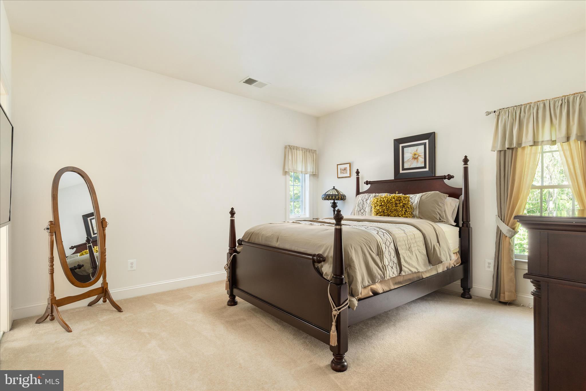 LAUREL OVERLOOK - Residential