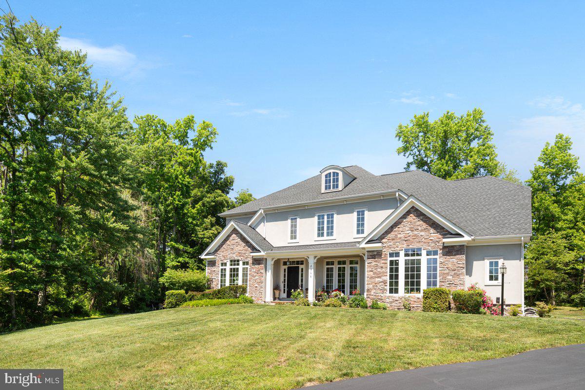 LAUREL OVERLOOK - Residential