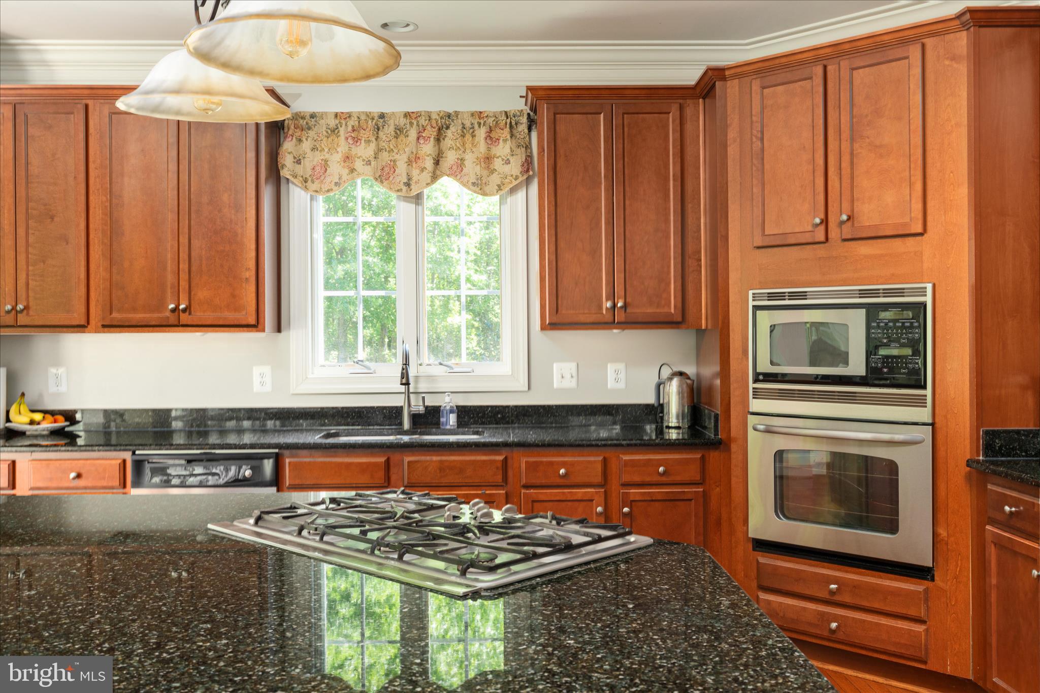 LAUREL OVERLOOK - Residential