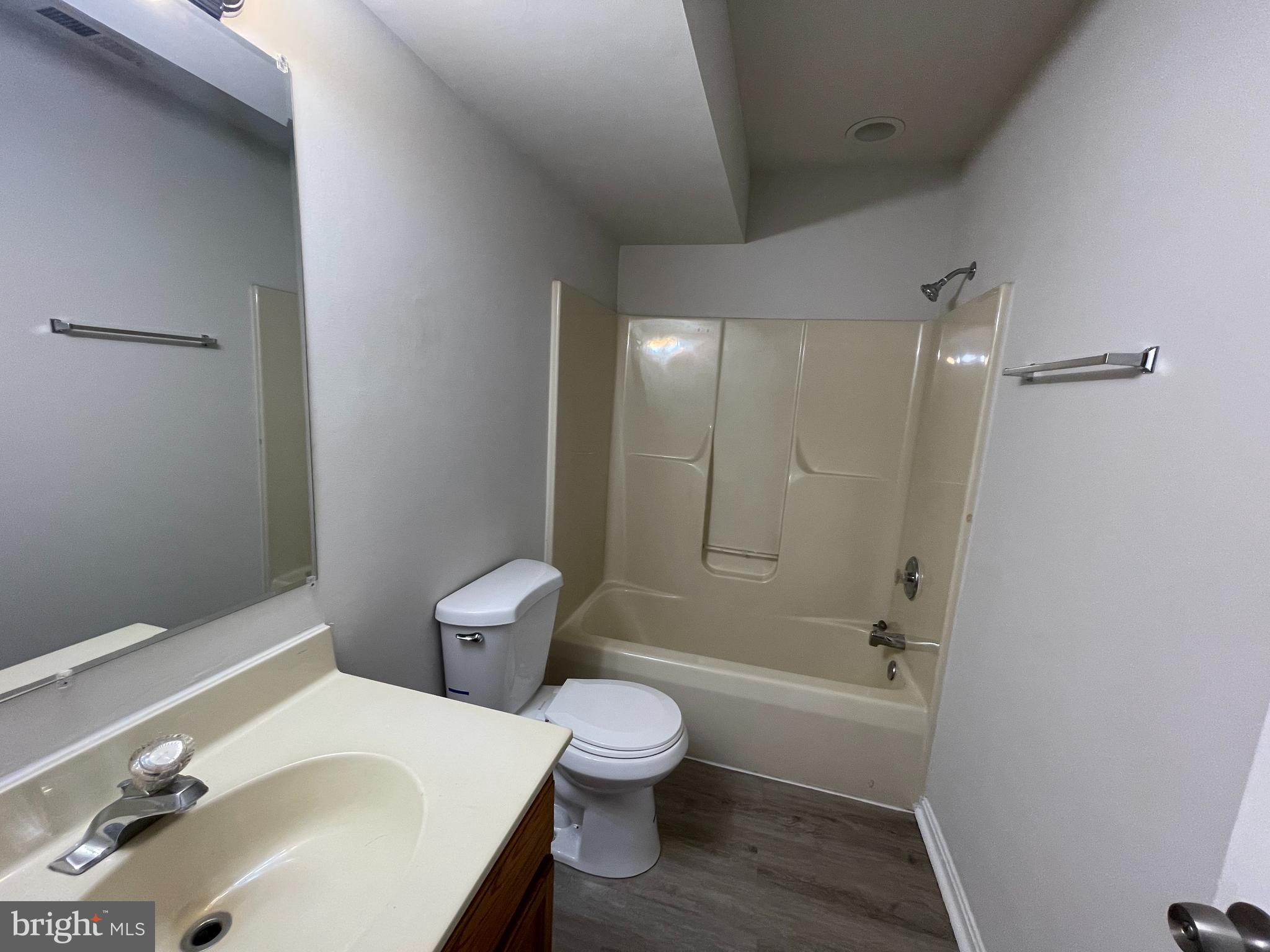 CENTRAL POINT - Residential