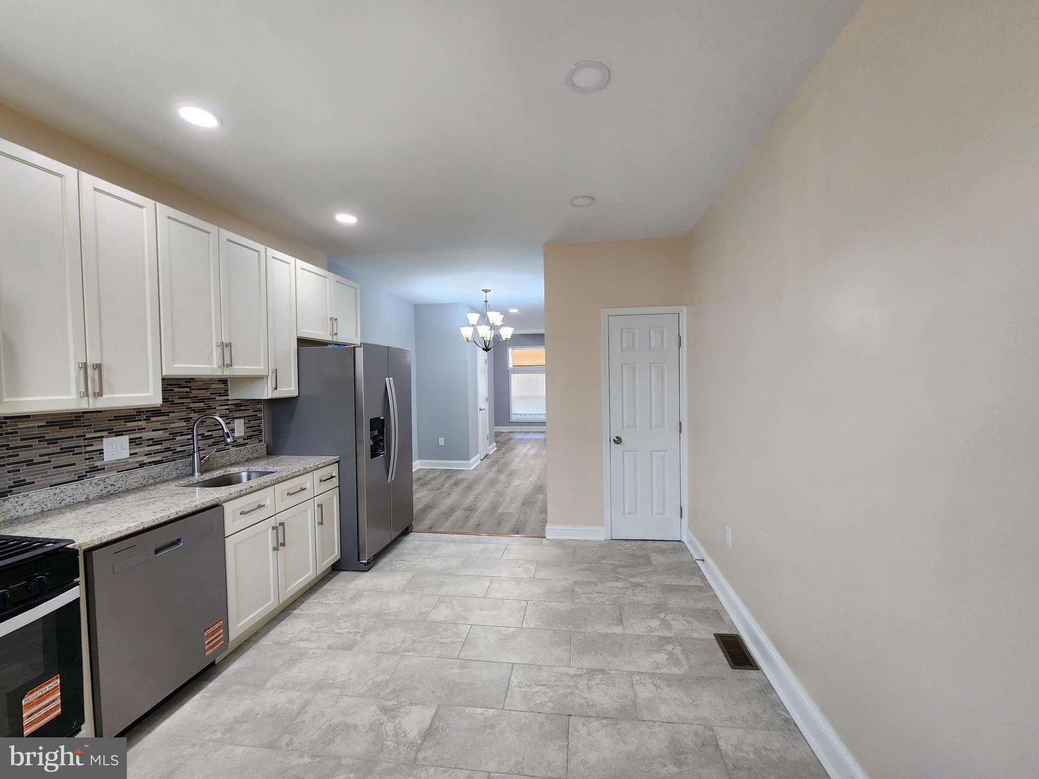 EAST SIDE - Residential