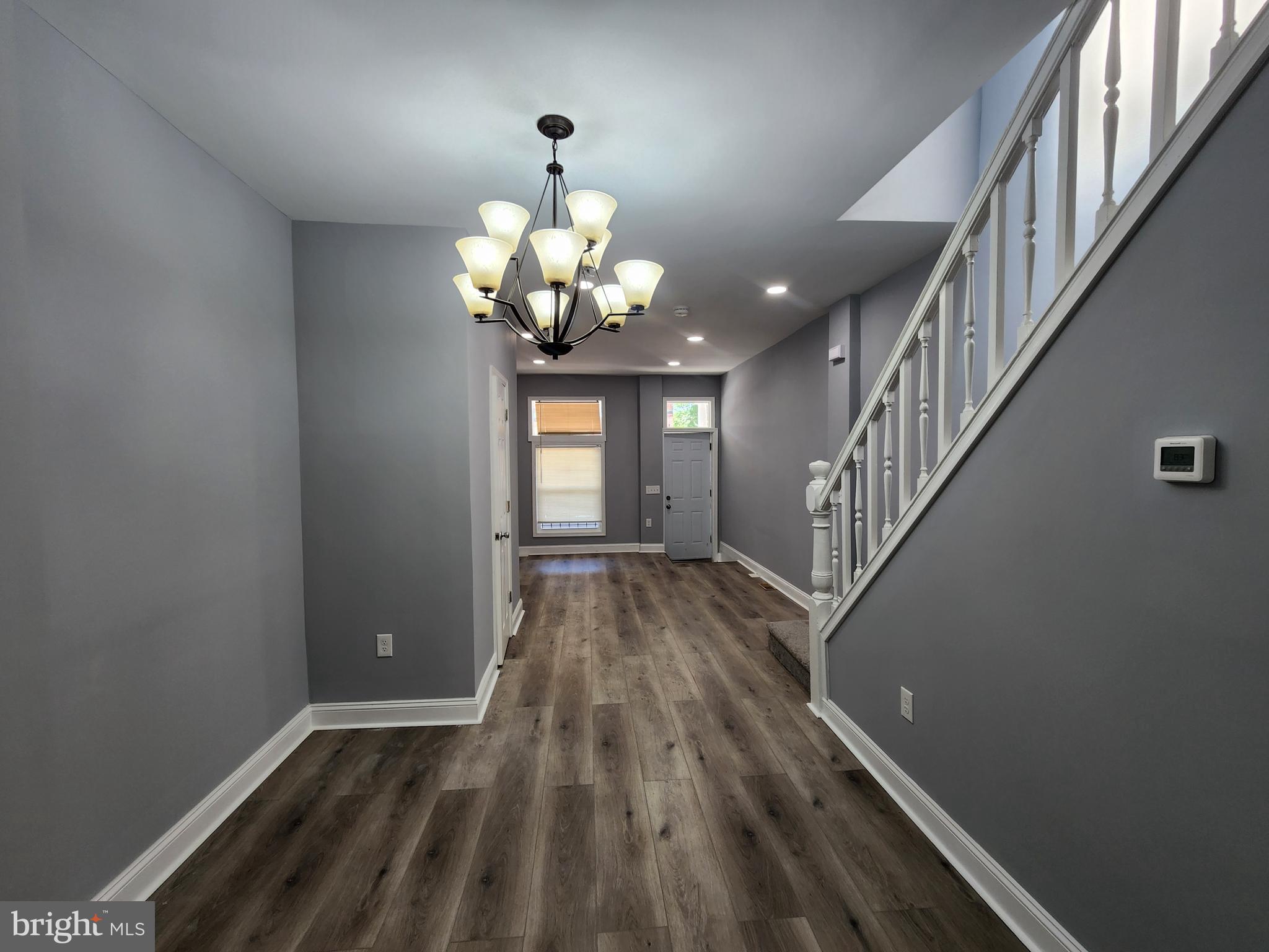 EAST SIDE - Residential