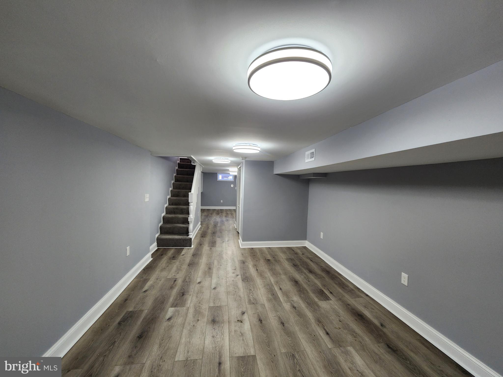 EAST SIDE - Residential