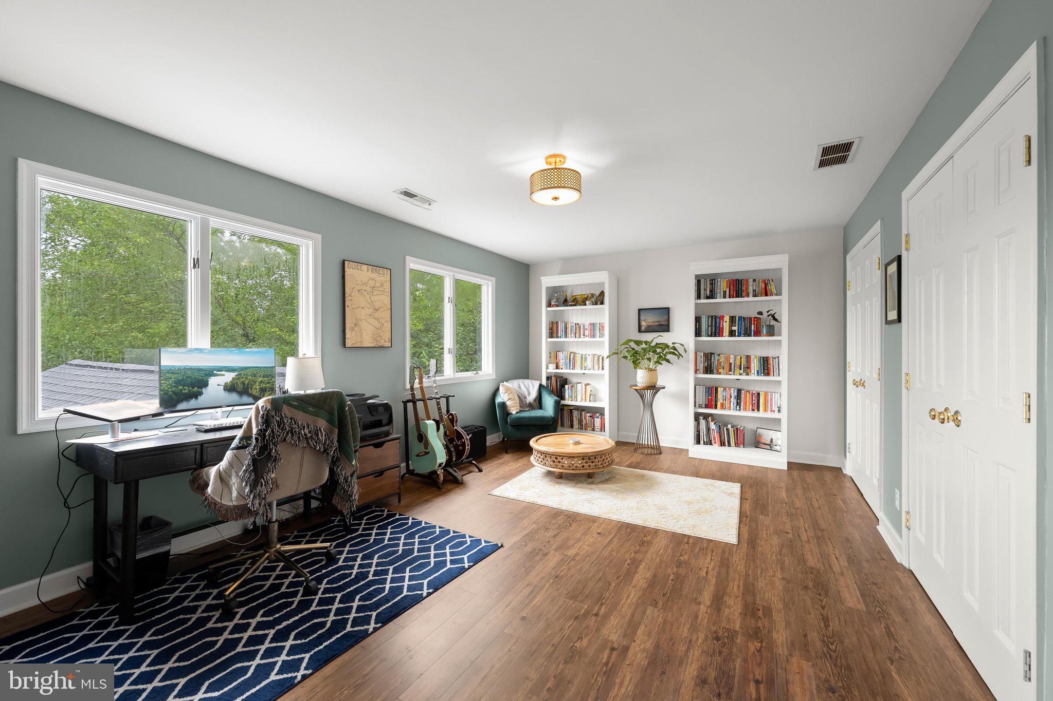 CAPE ST CLAIRE - Residential