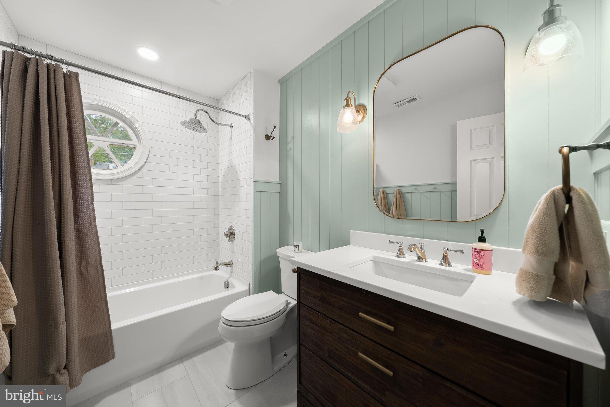 CAPE ST CLAIRE - Residential