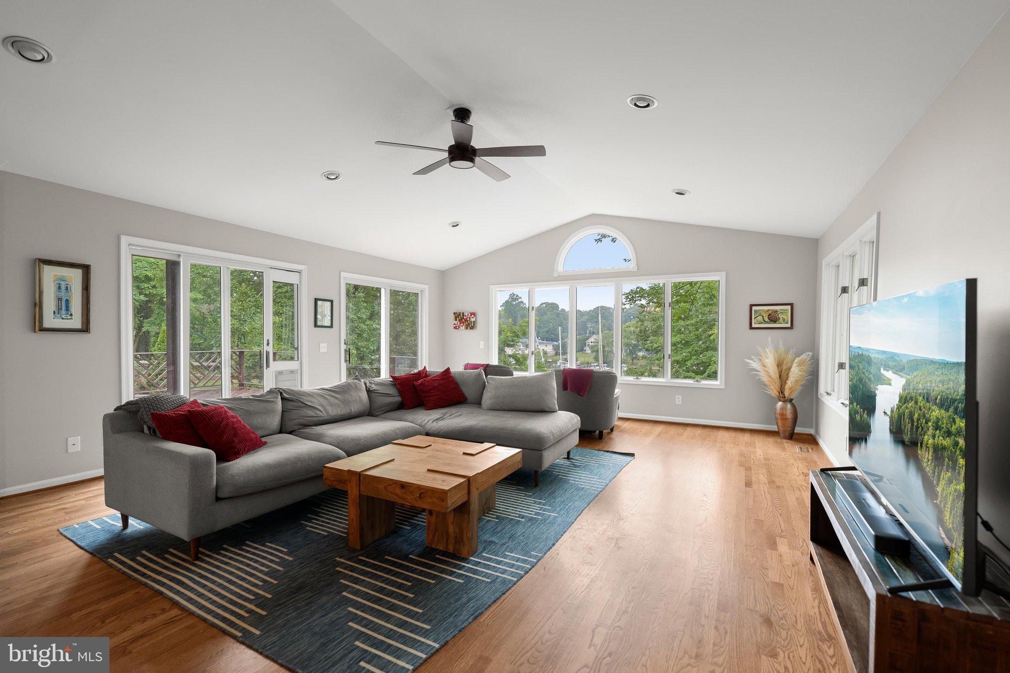 CAPE ST CLAIRE - Residential