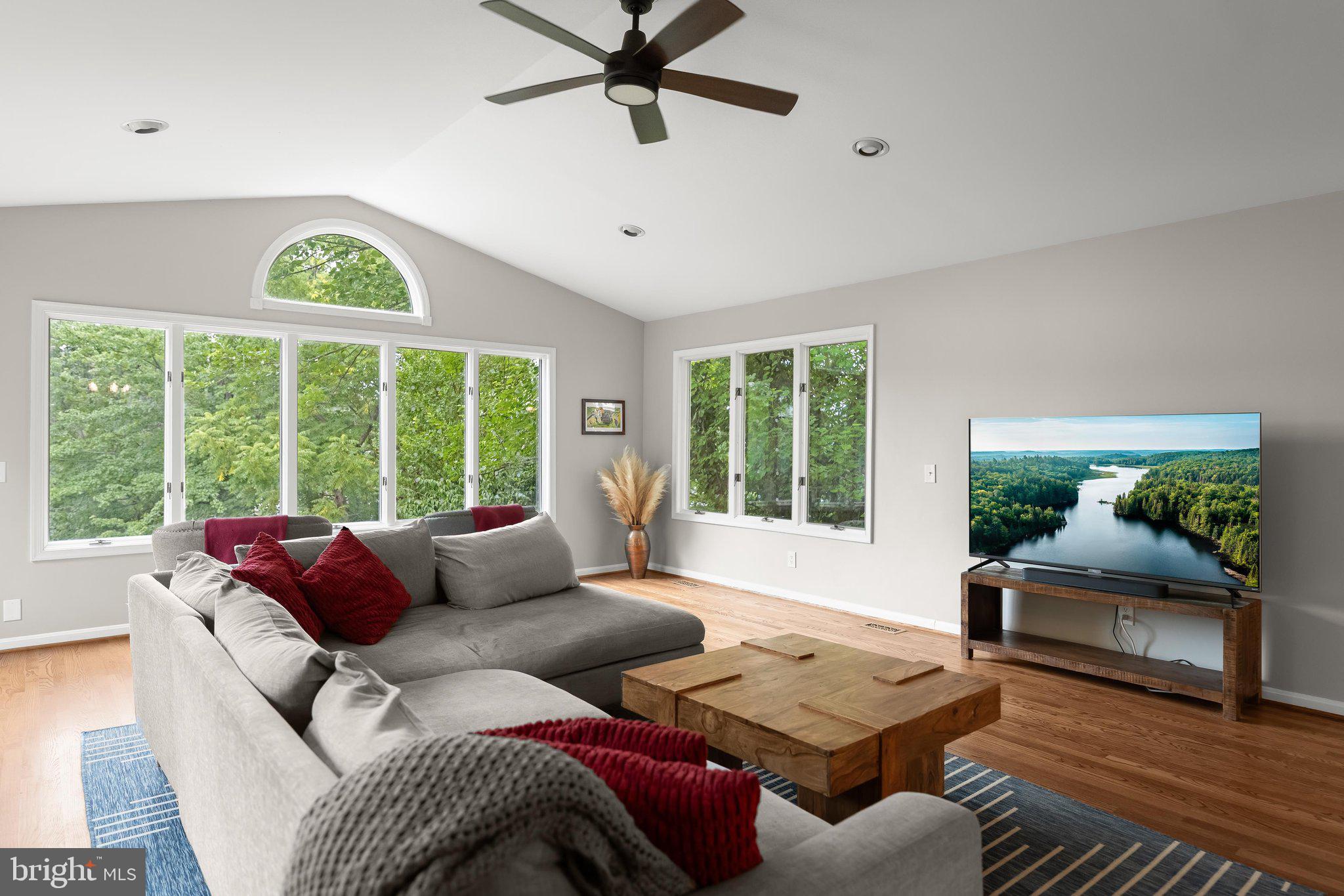 CAPE ST CLAIRE - Residential