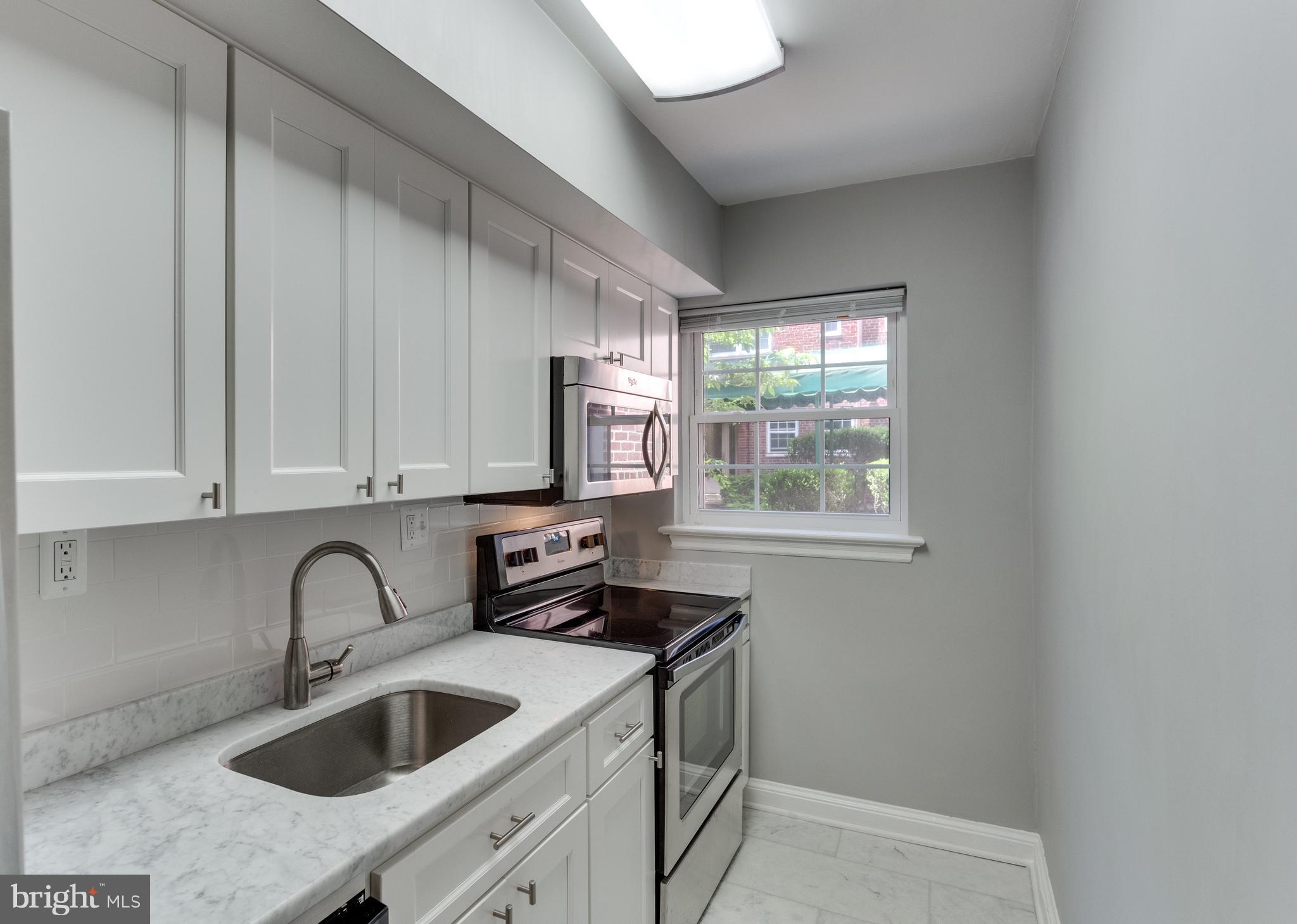 WESTMORELAND TERRACE - Residential Lease