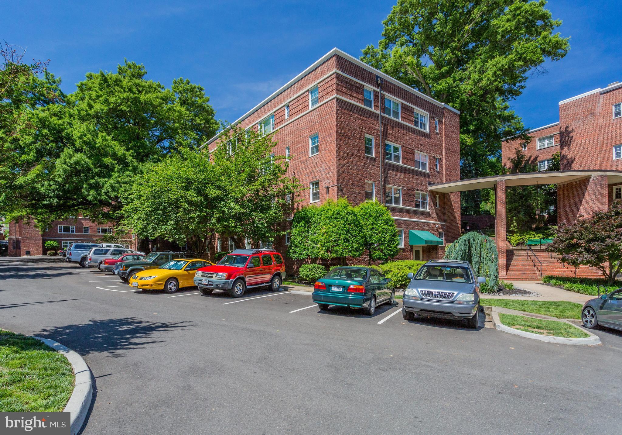 WESTMORELAND TERRACE - Residential Lease