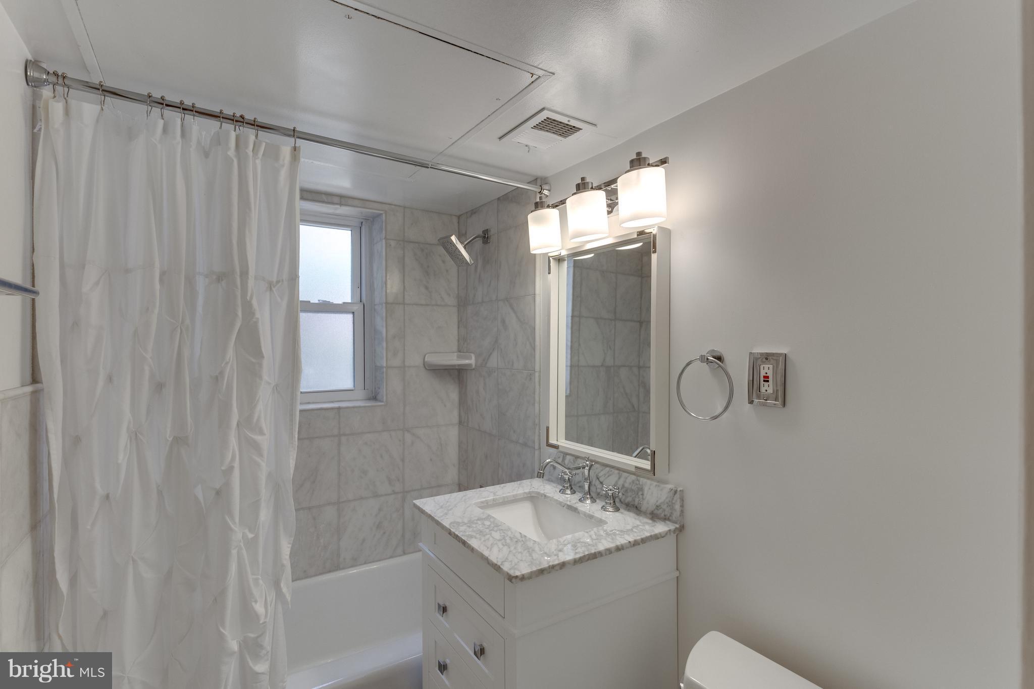 WESTMORELAND TERRACE - Residential Lease