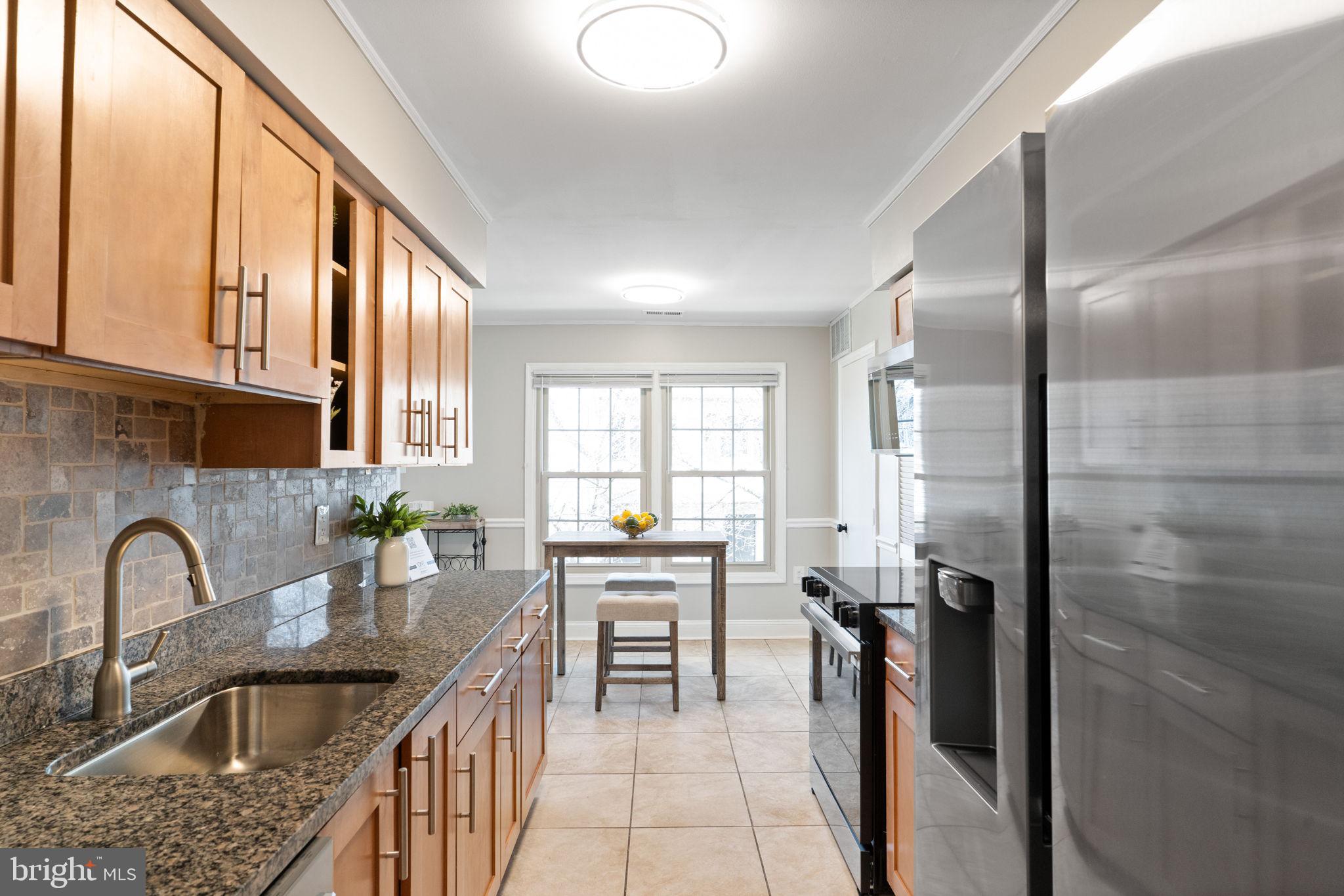 STONINGTON - Residential