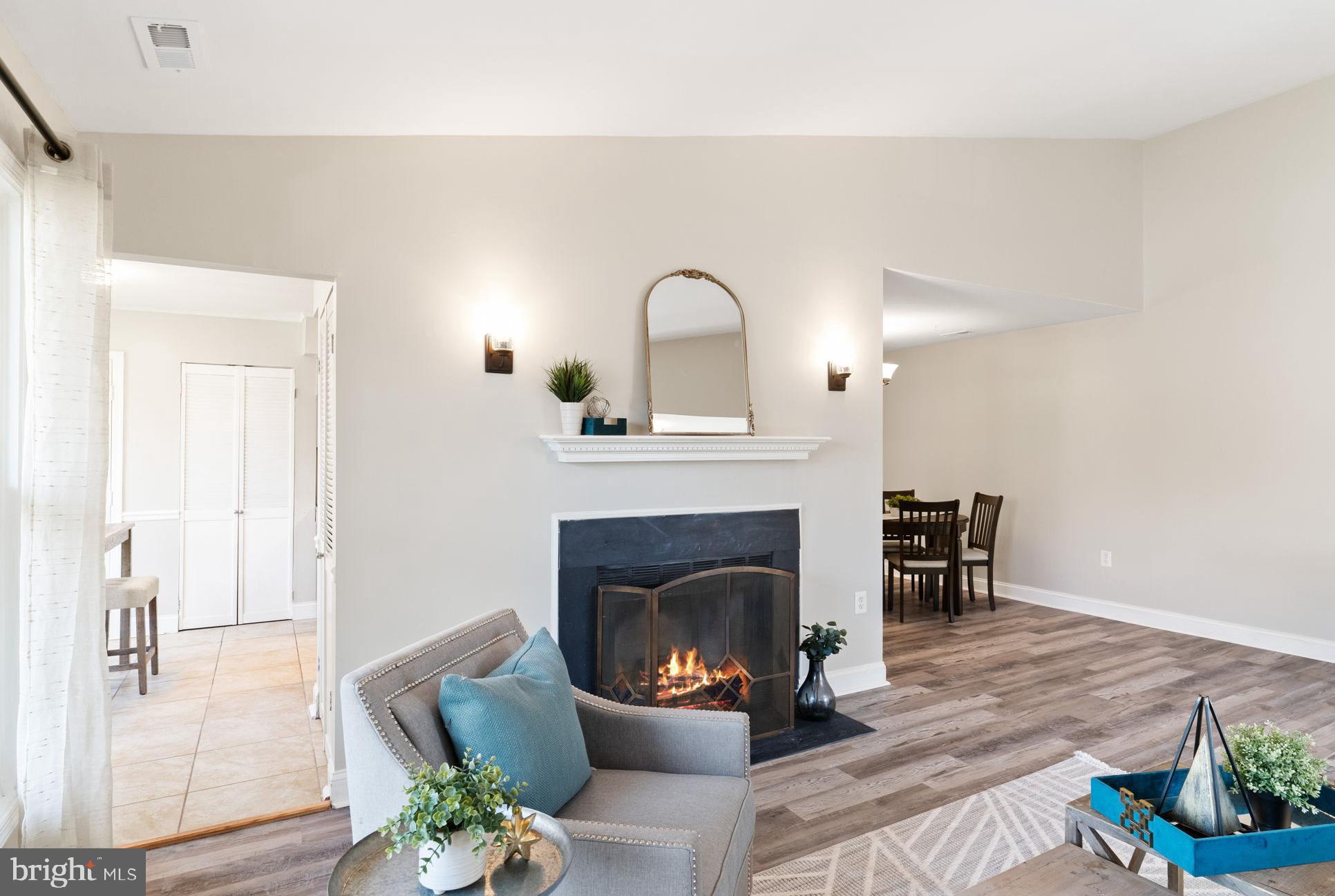 STONINGTON - Residential