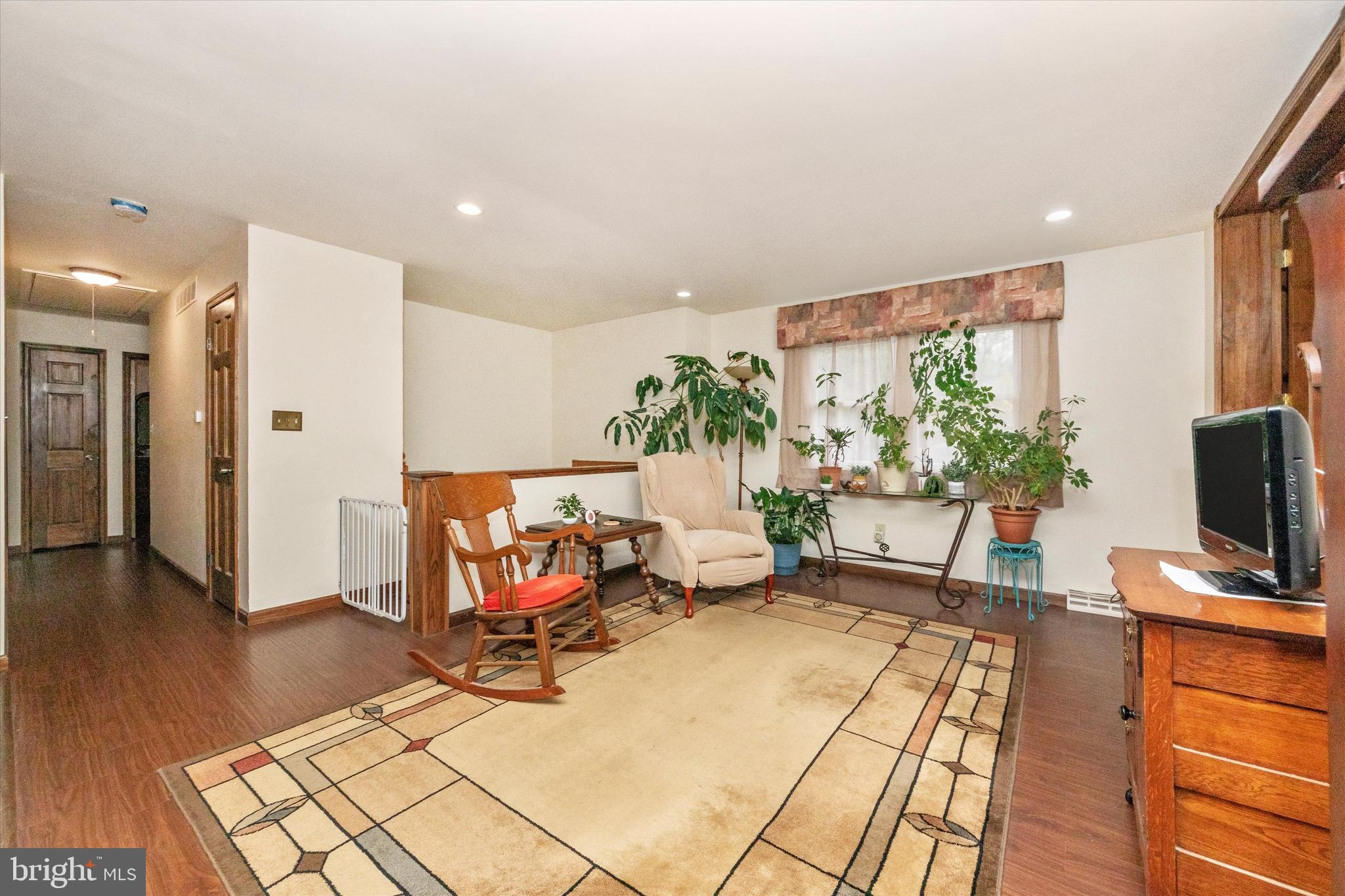 OAK GROVE - Residential