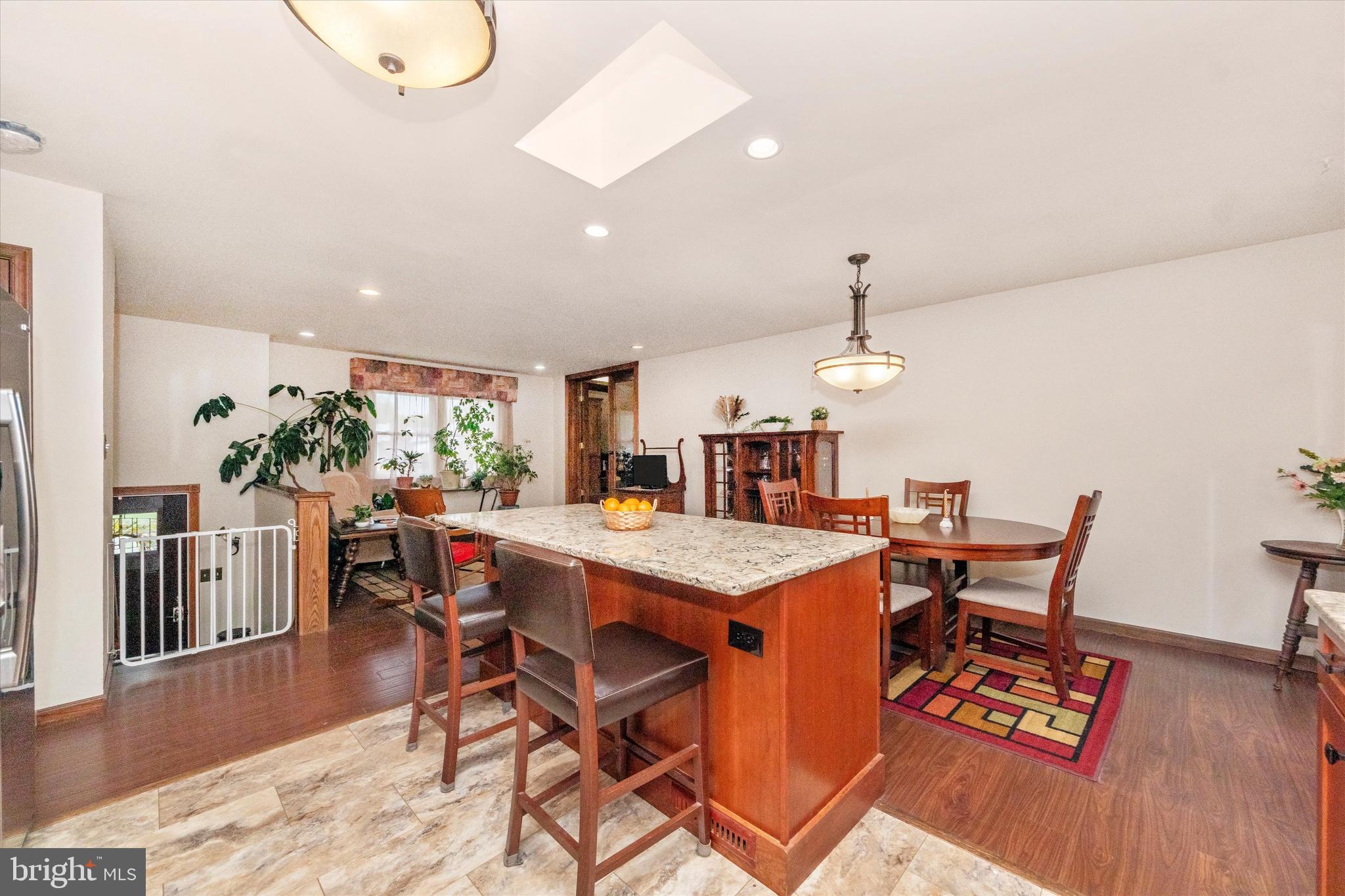 OAK GROVE - Residential