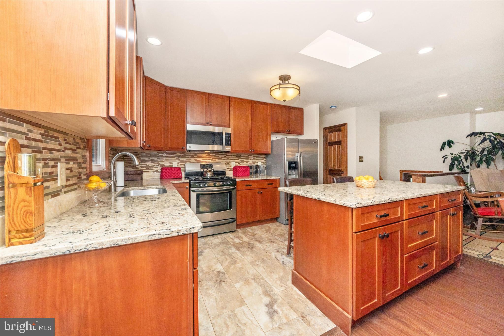 OAK GROVE - Residential