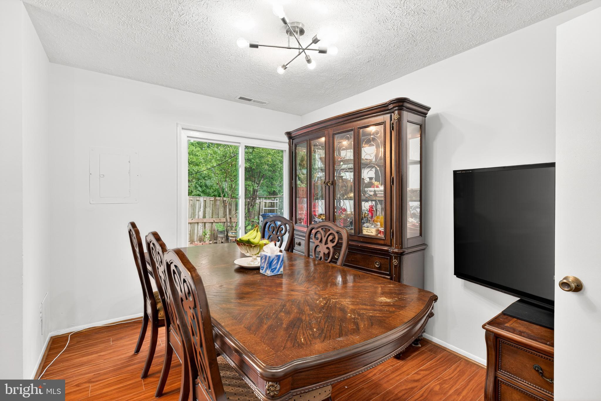CRESTVIEW - Residential