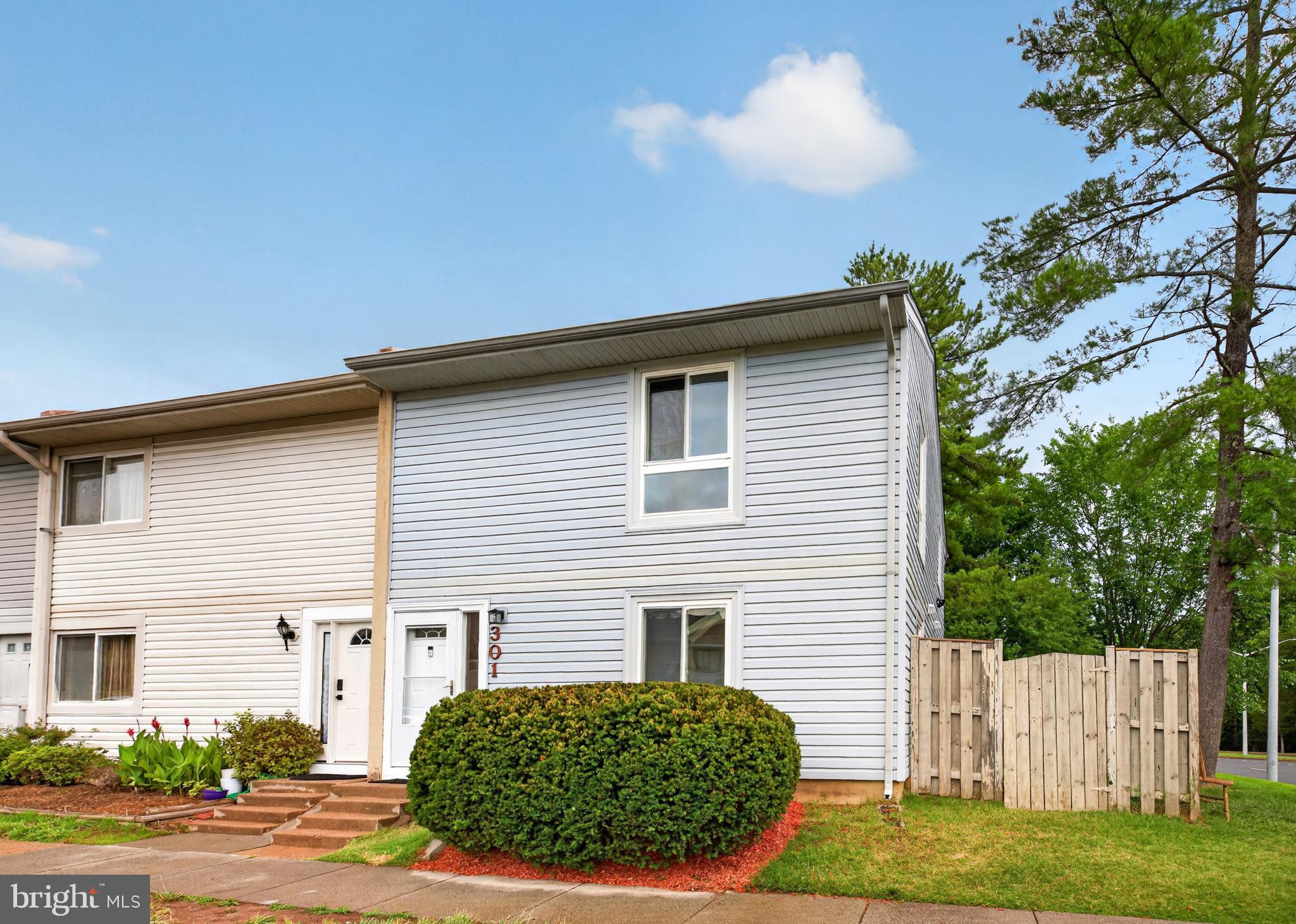 CRESTVIEW - Residential