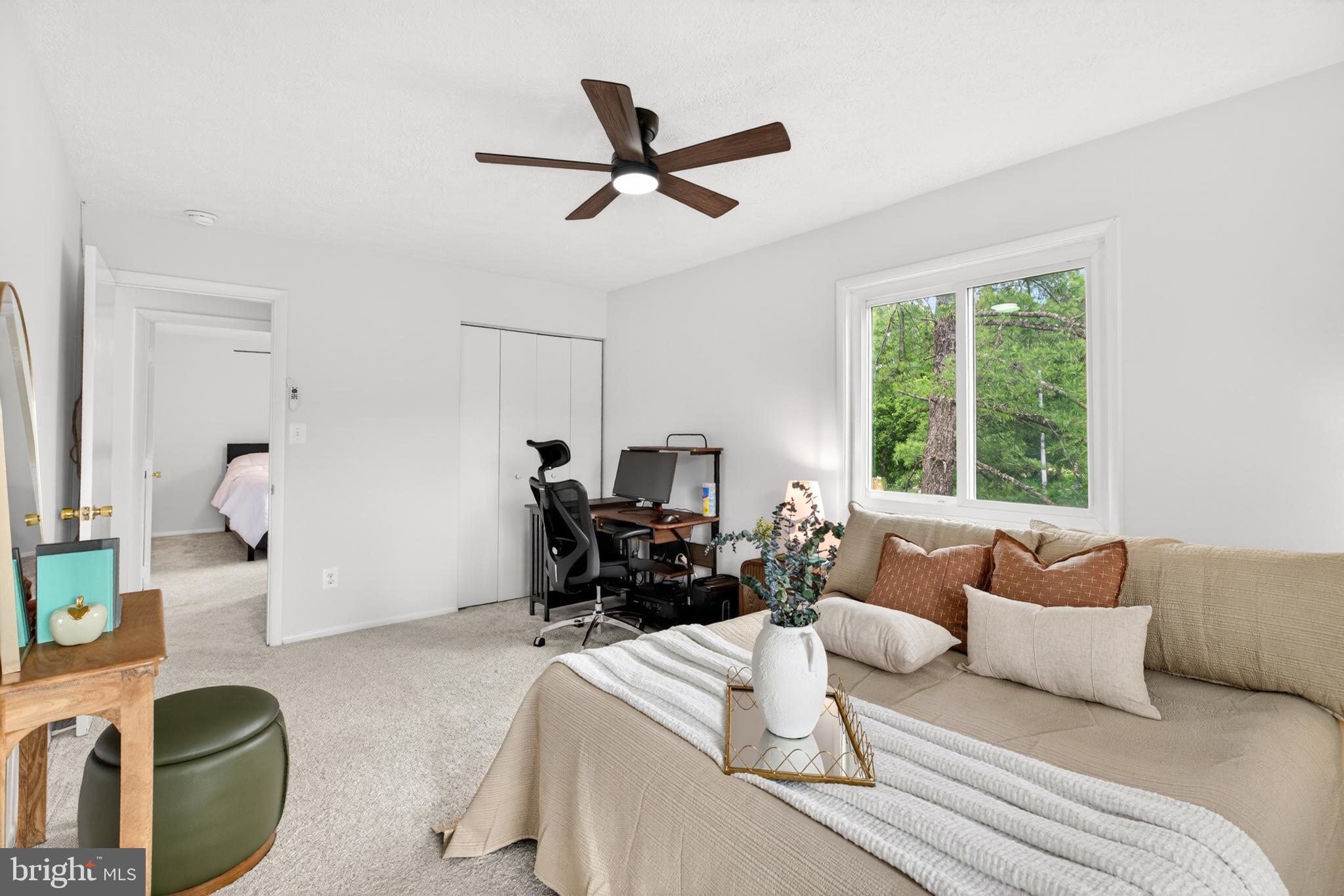 CRESTVIEW - Residential